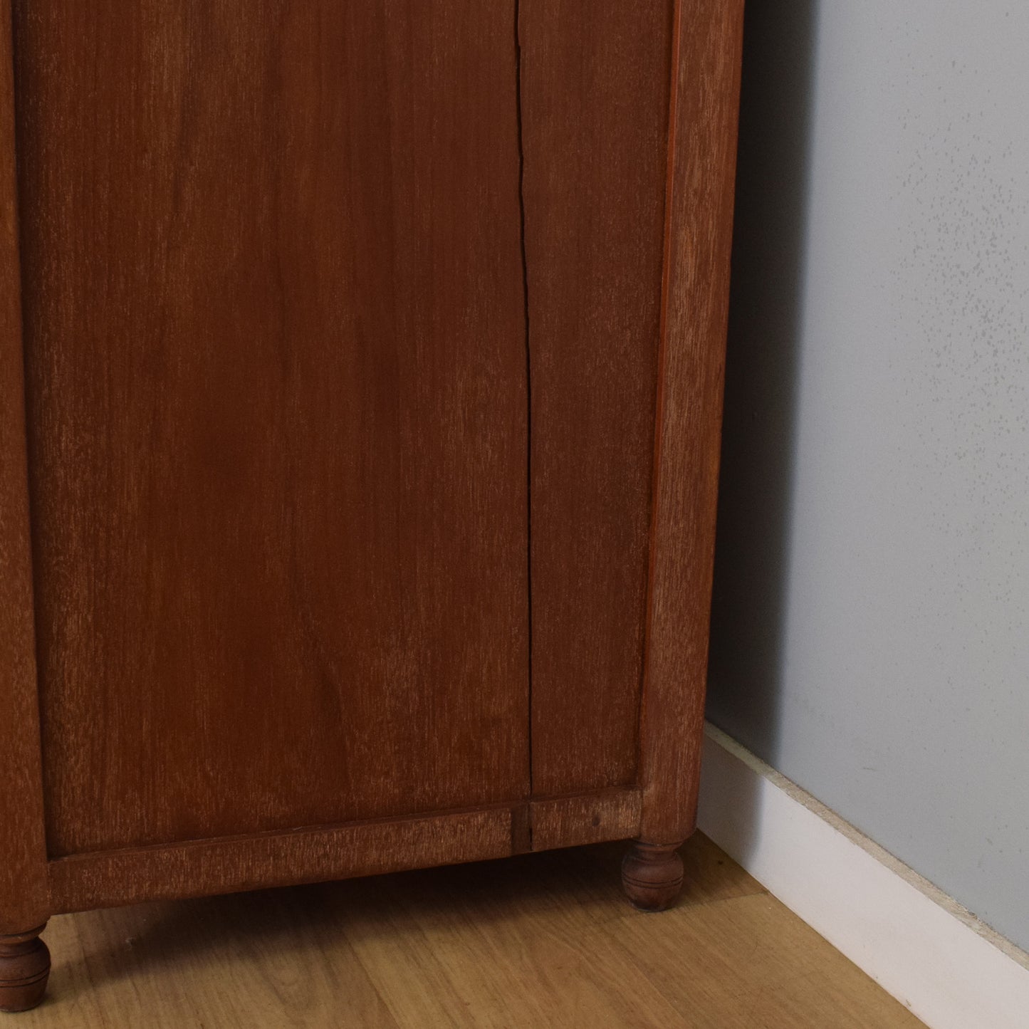 Large Mahogany Mirrored Sideboard