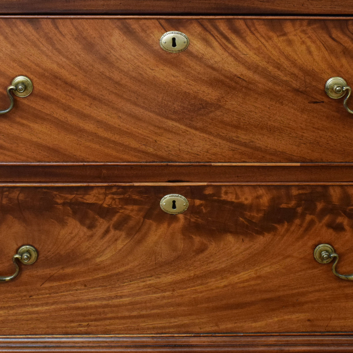 Mahogany Veneer Chest of Drawers