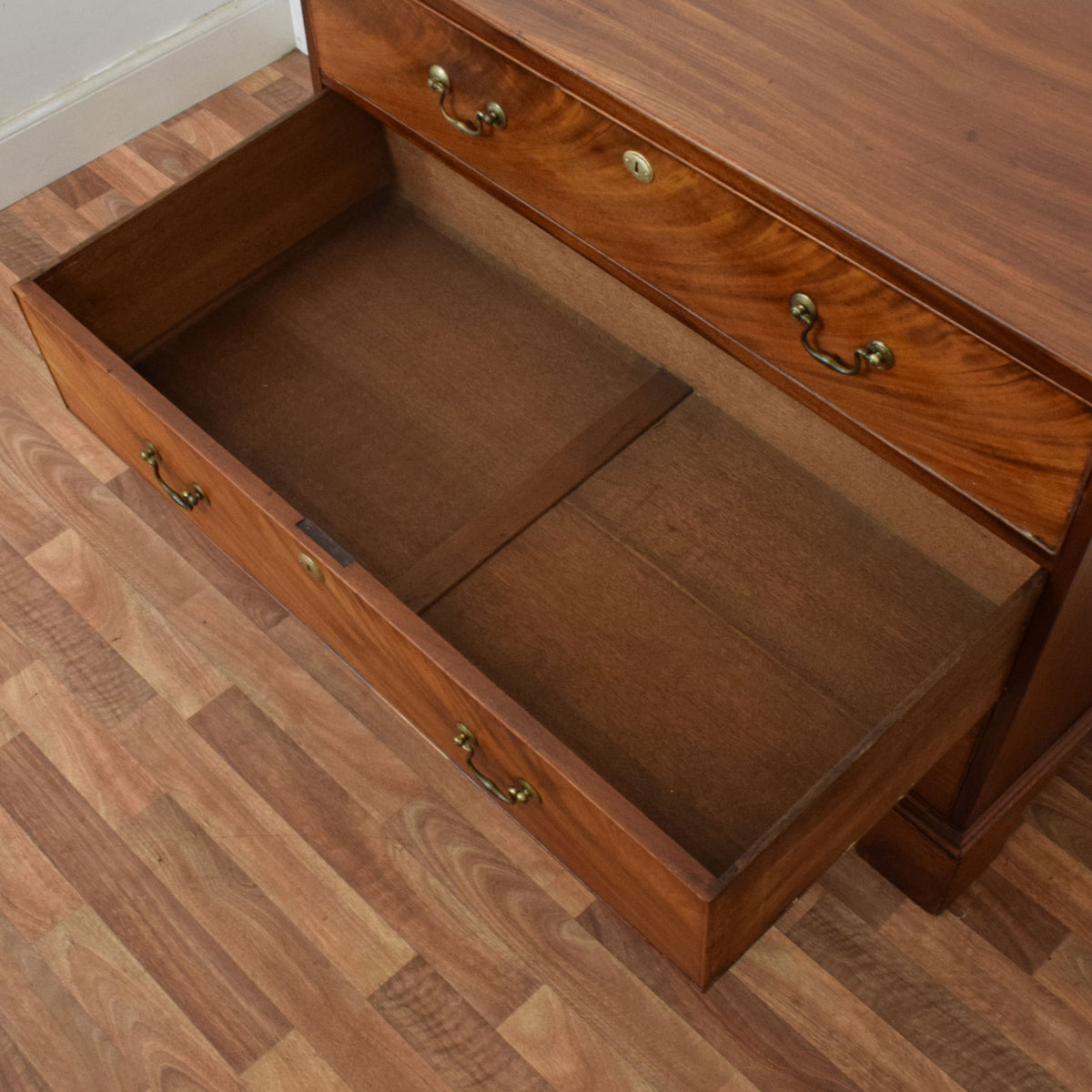 Mahogany Veneer Chest of Drawers