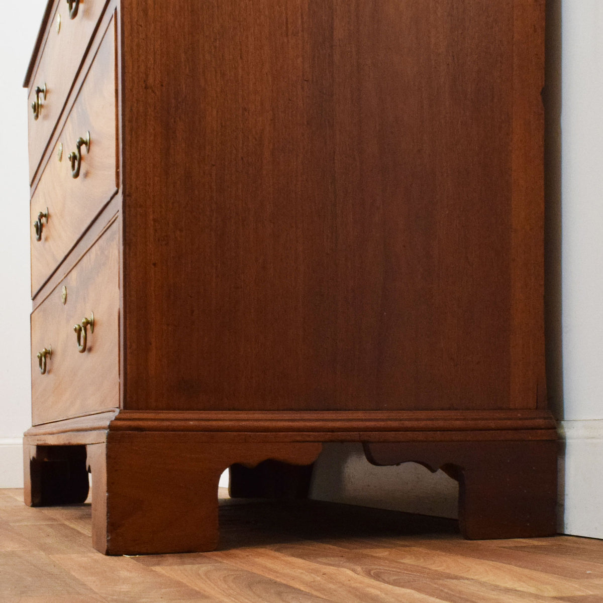 Mahogany Veneer Chest of Drawers