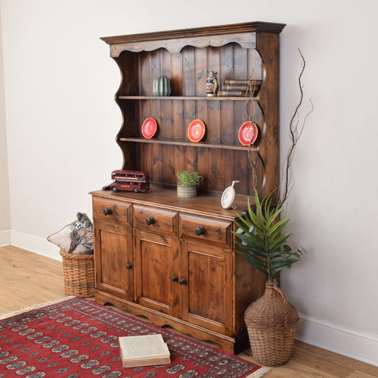Large Pine Dresser