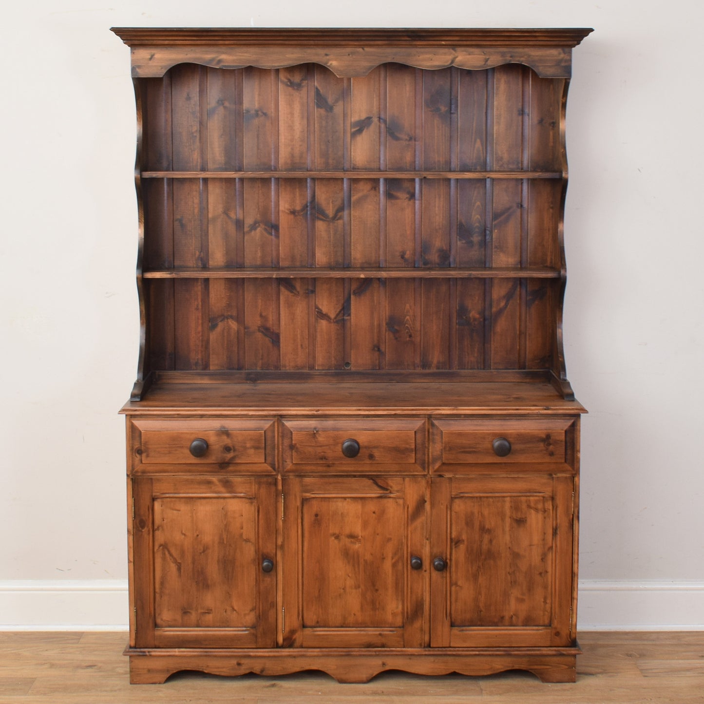 Large Pine Dresser