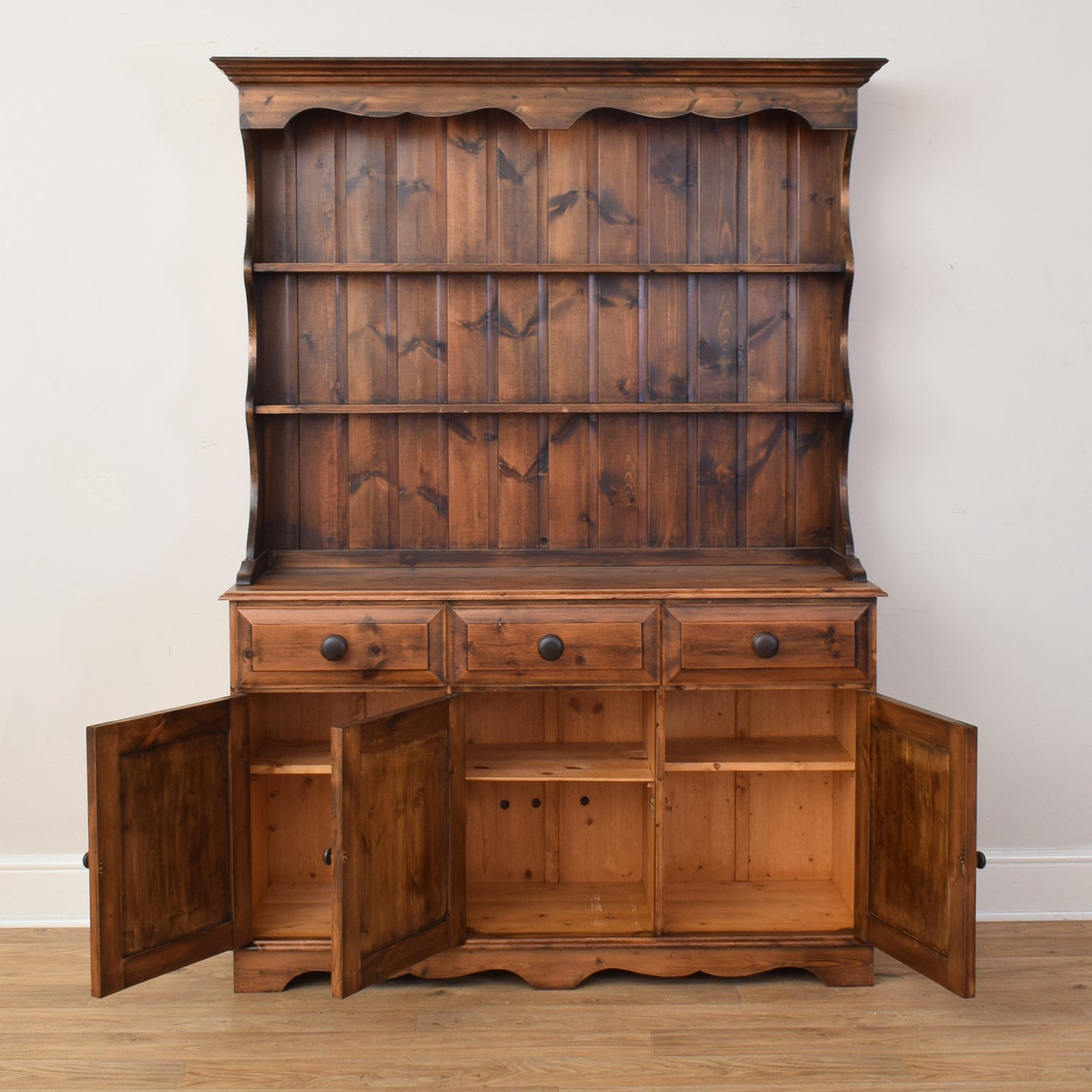 Large Pine Dresser