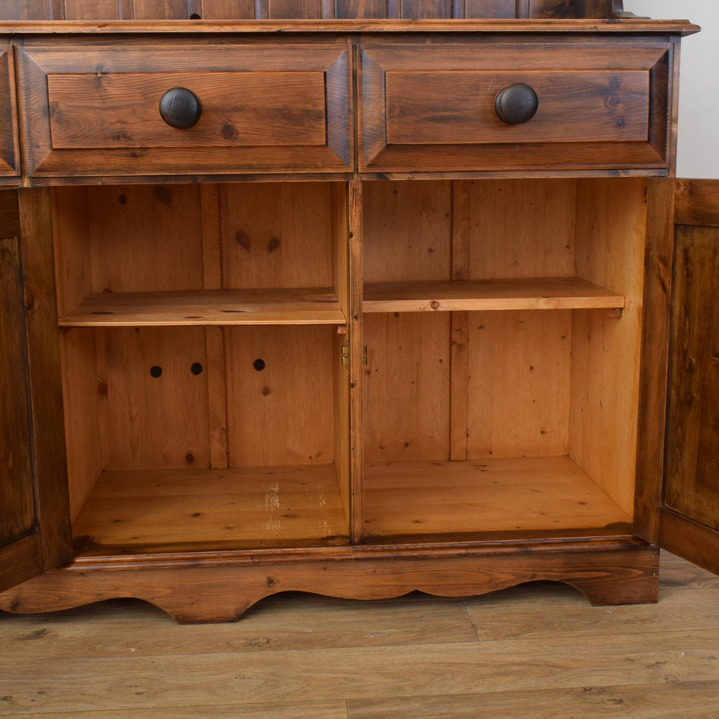 Large Pine Dresser