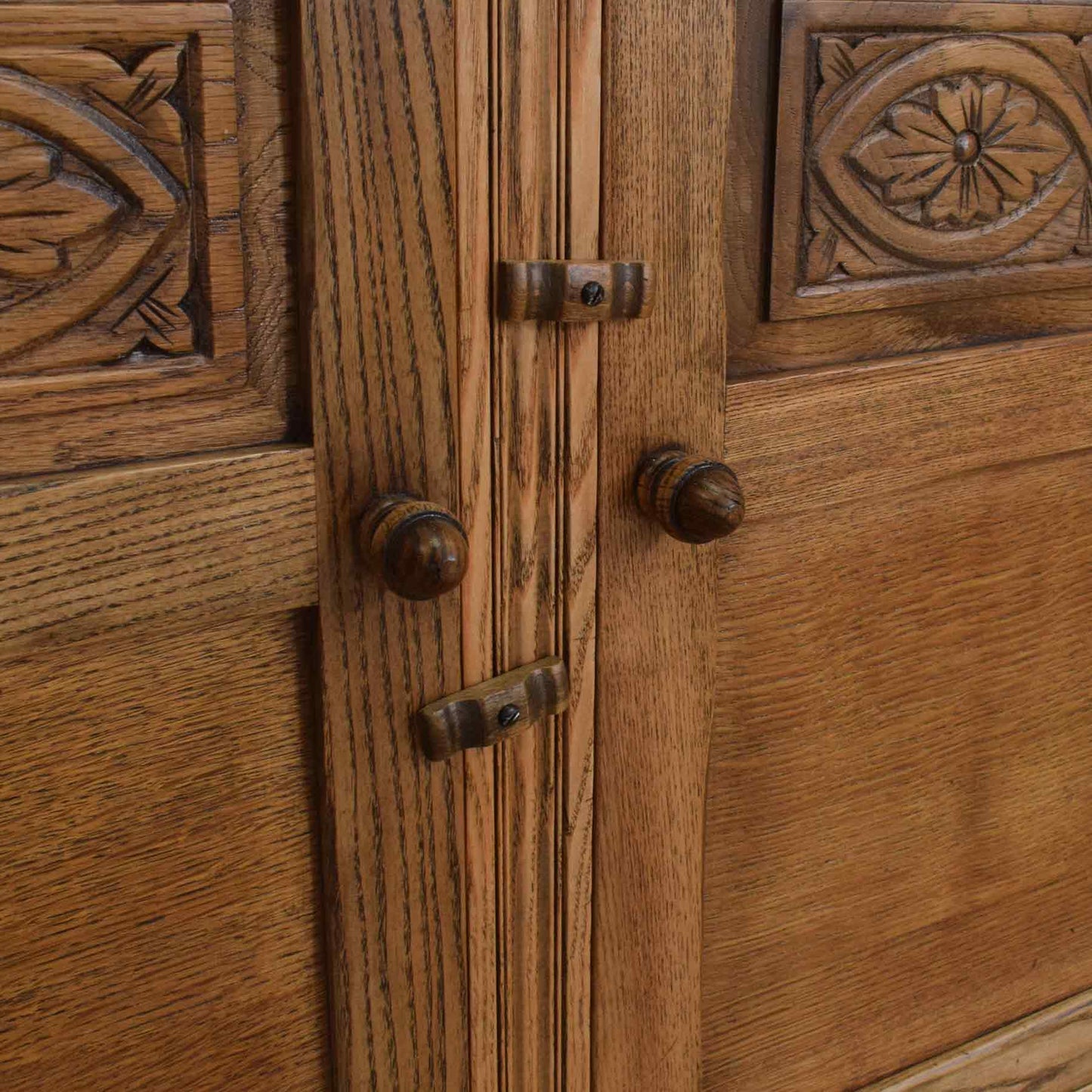Oak Jaycee Dresser