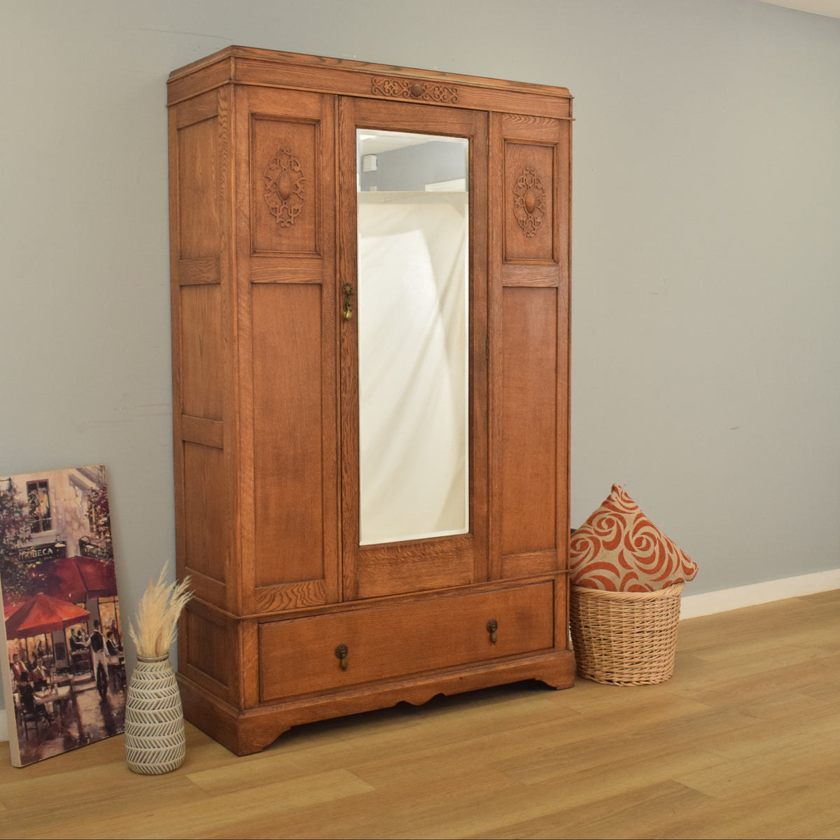 Oak Mirrored Hallrobe