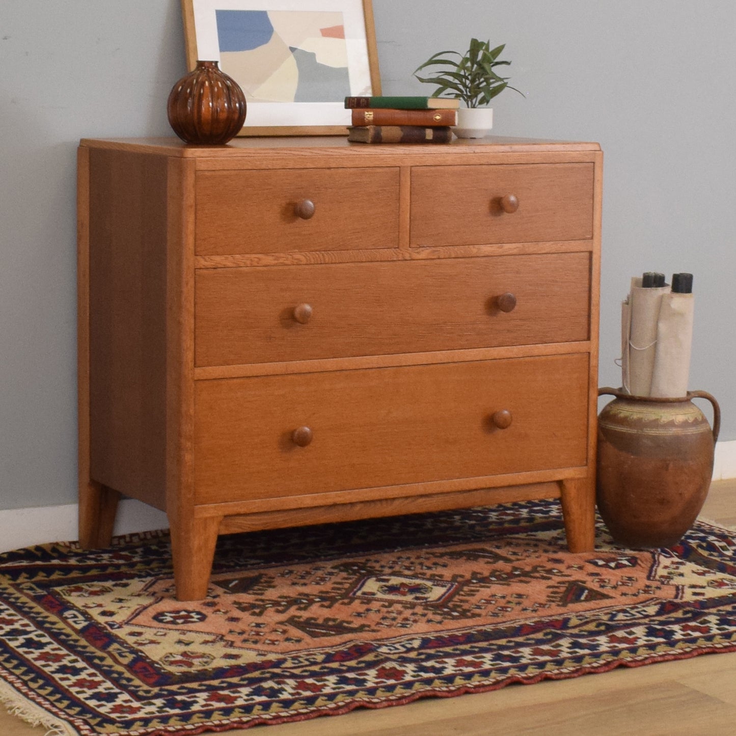 Oak Chest of Drawers