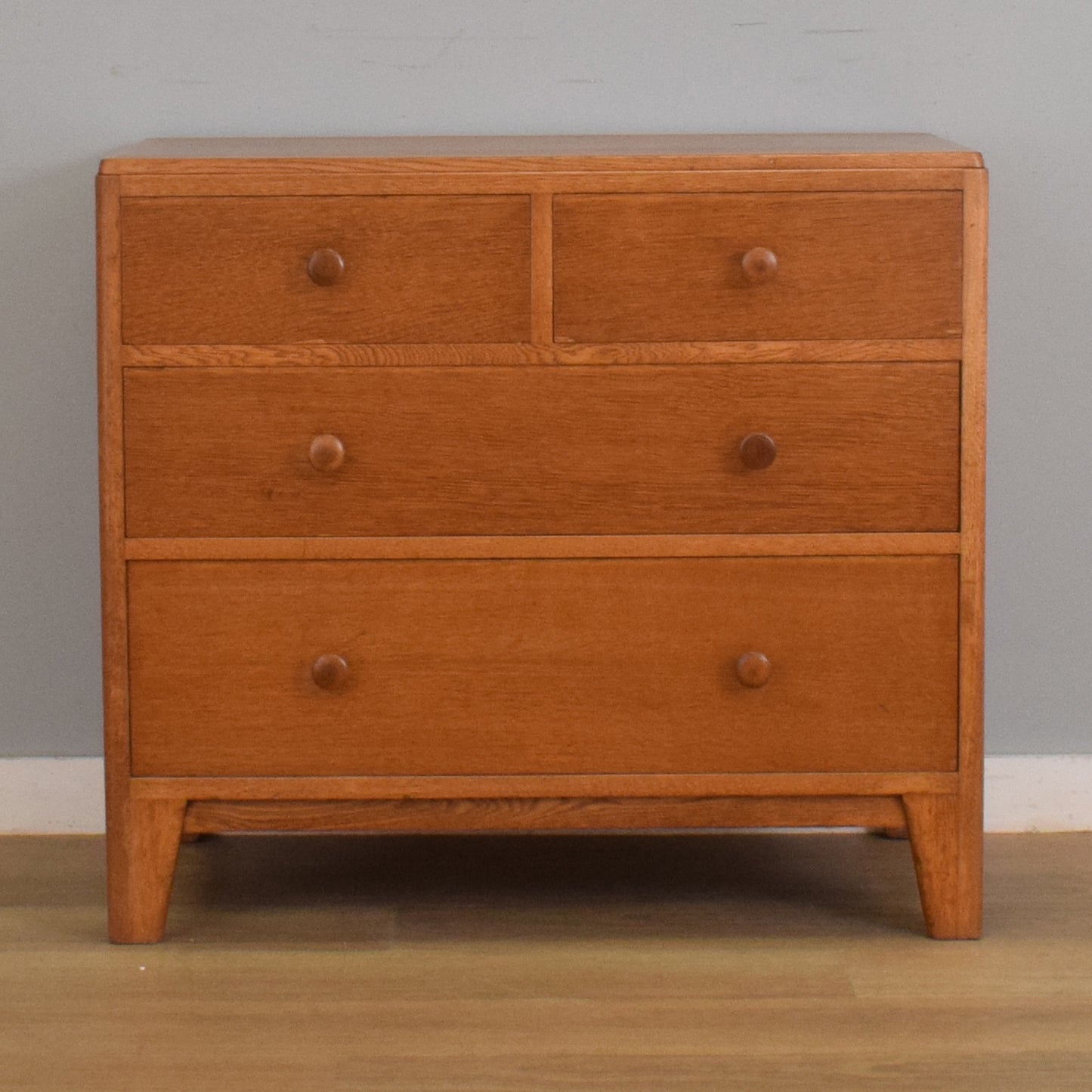 Oak Chest of Drawers