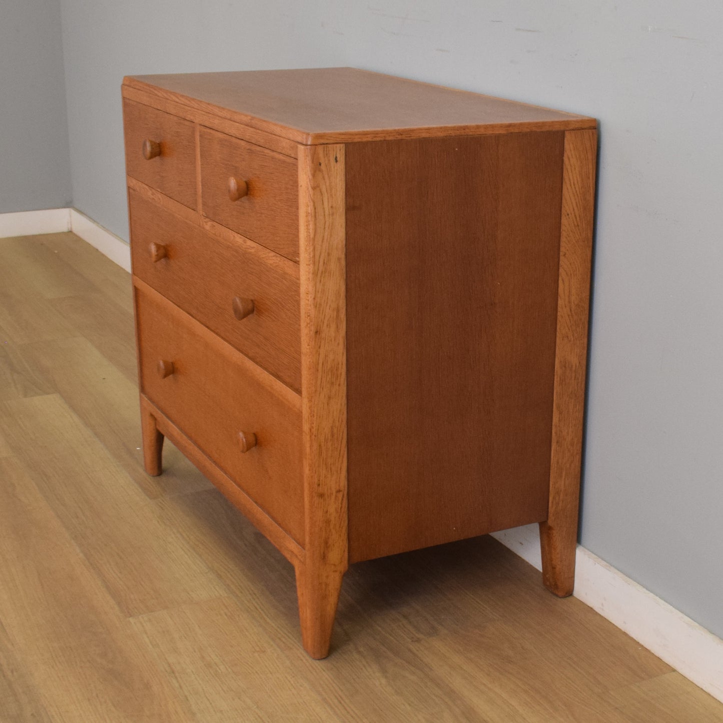 Oak Chest of Drawers