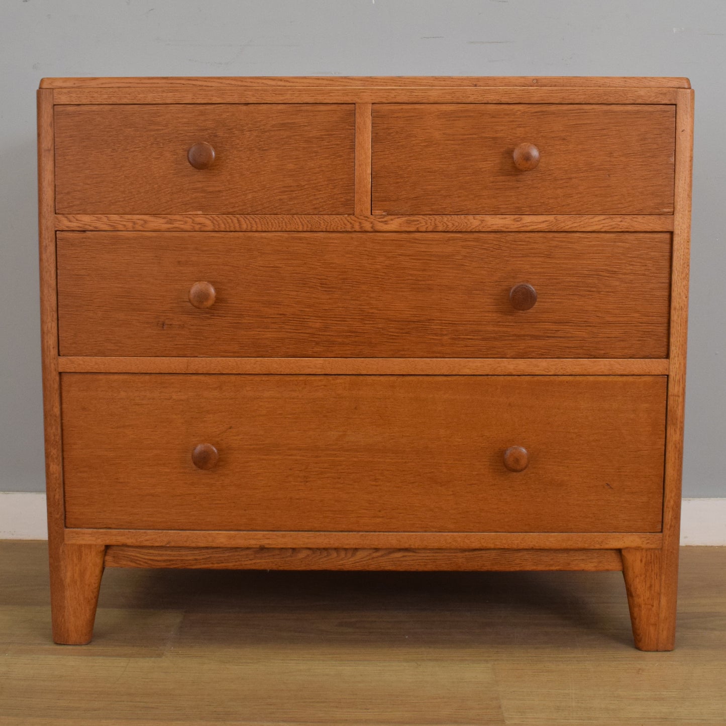 Oak Chest of Drawers
