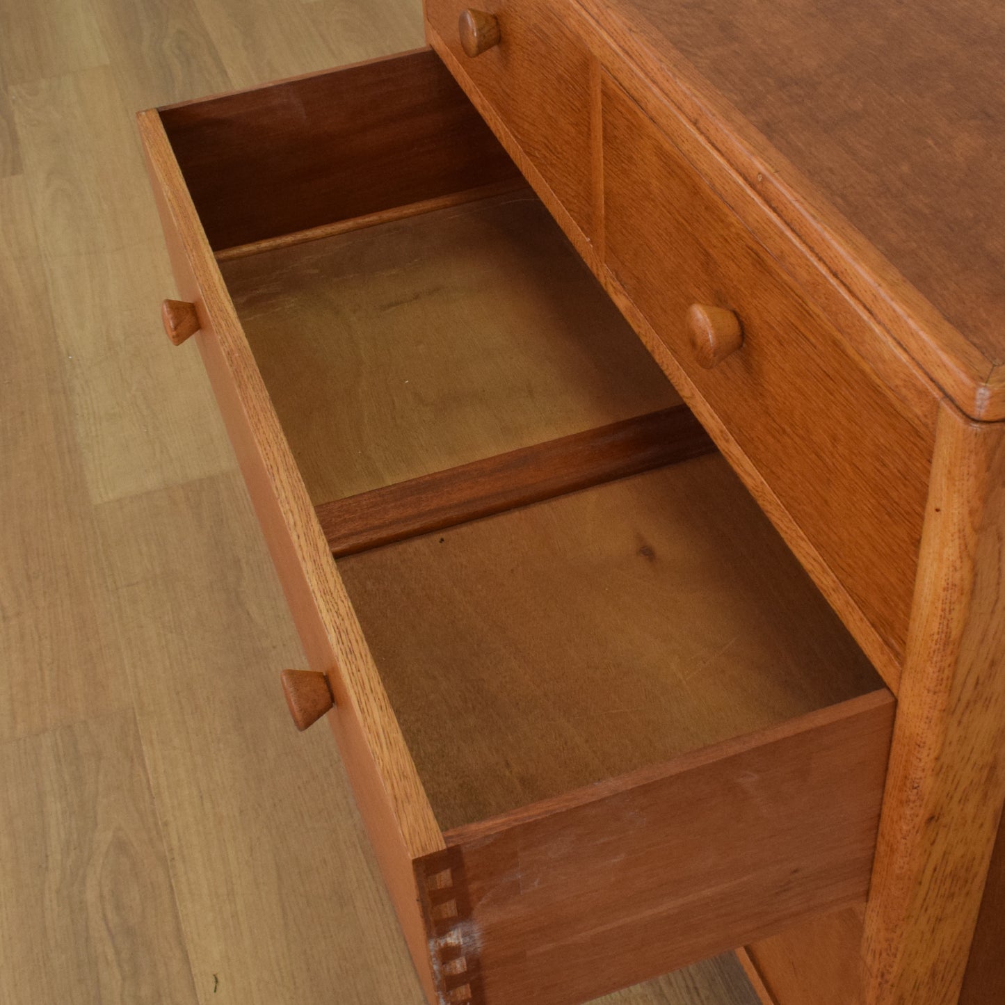 Oak Chest of Drawers