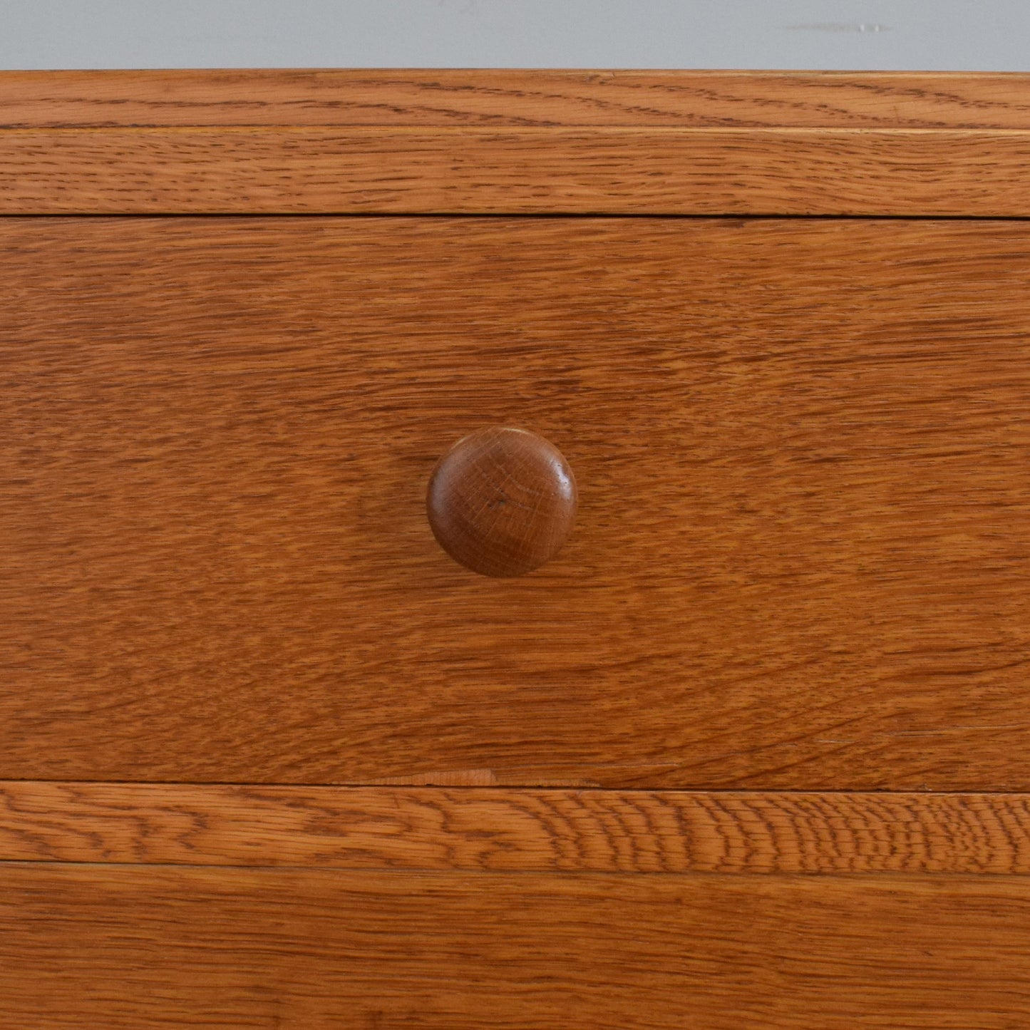 Oak Chest of Drawers