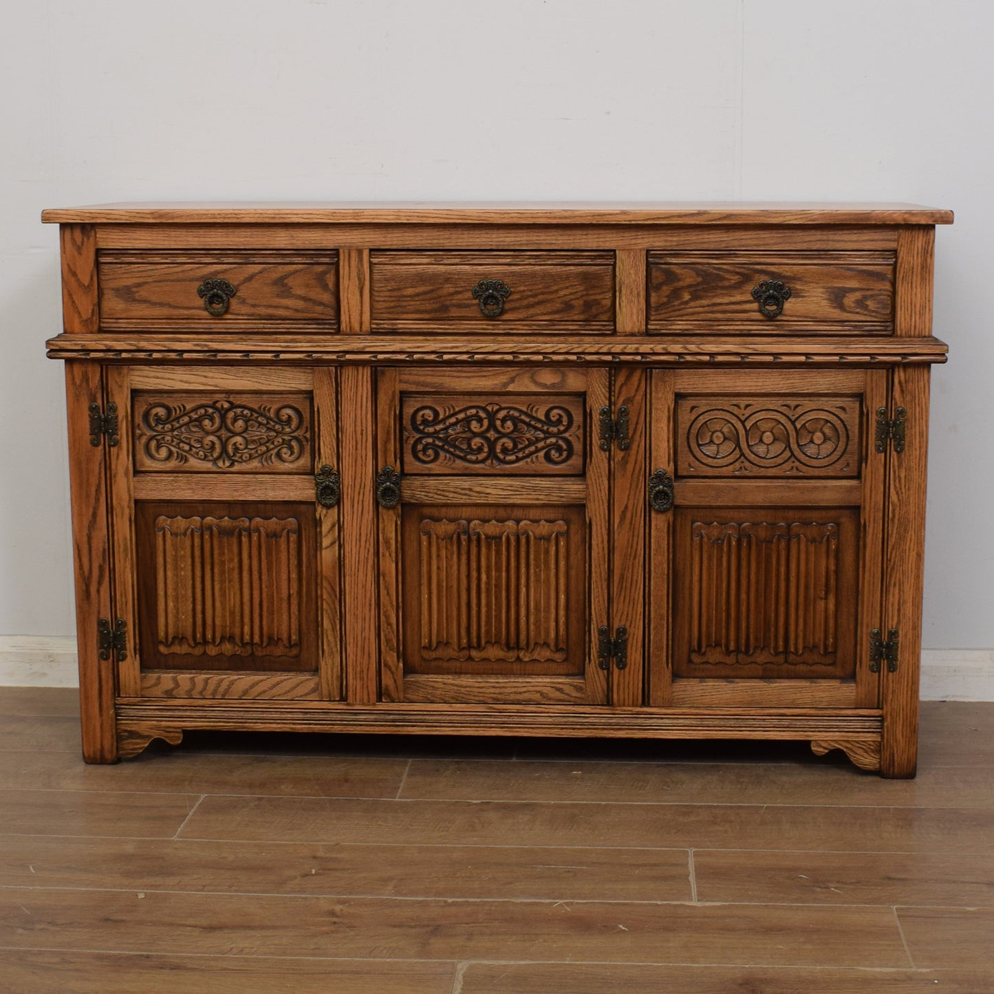 Old Charm Sideboard