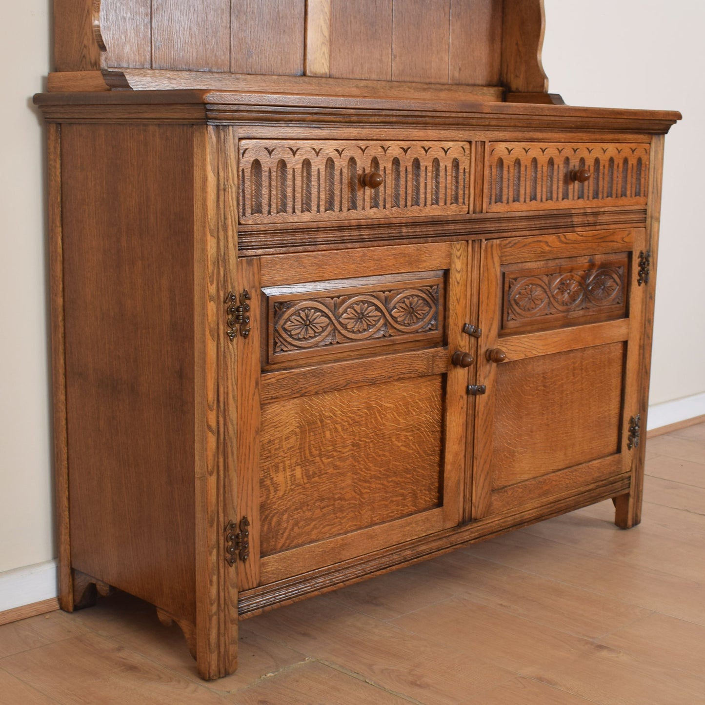 Jaycee Dresser