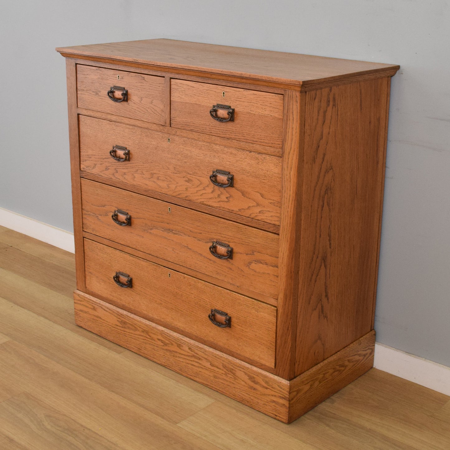 Large Oak Chest of Drawers