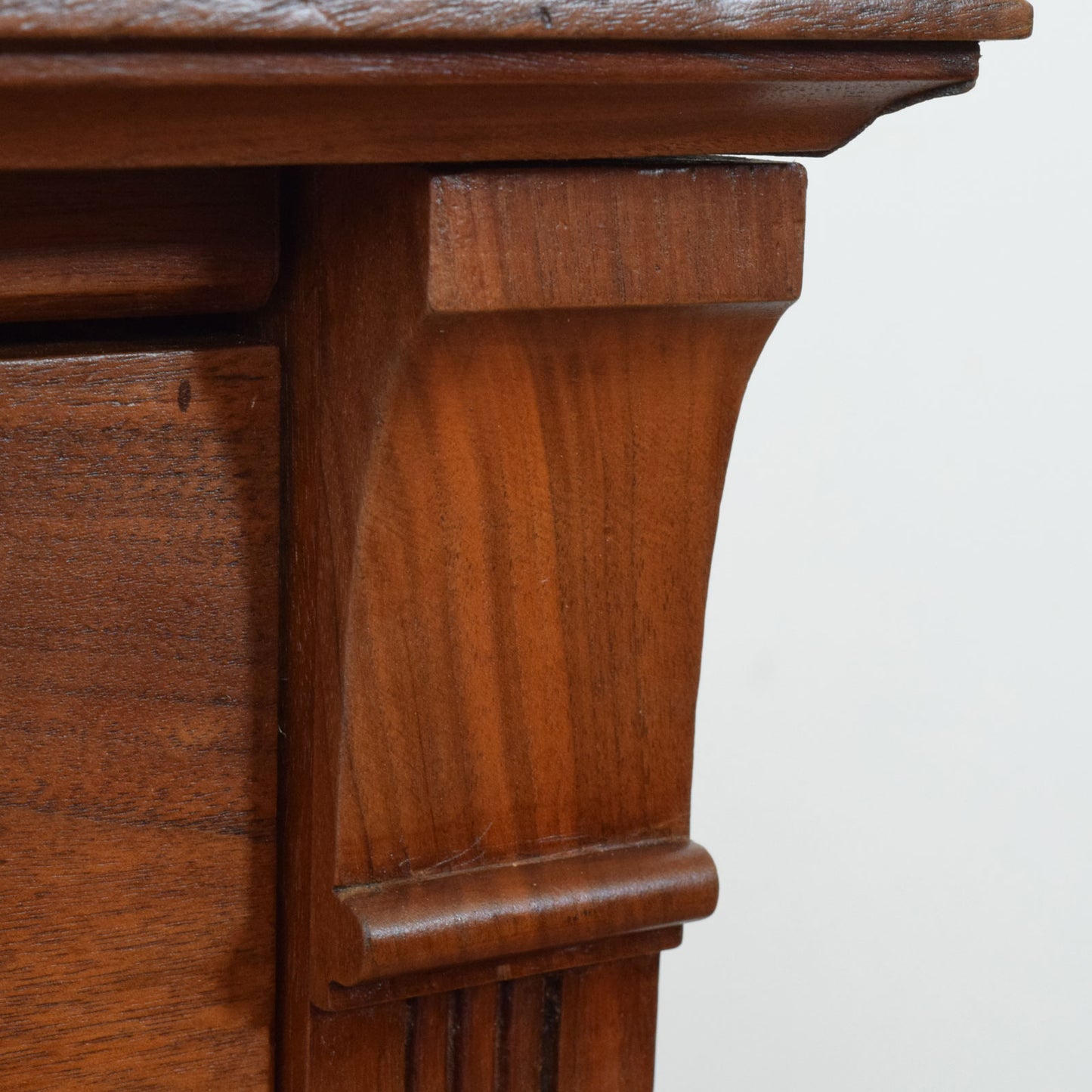 Rustic Oak Chest of Drawers