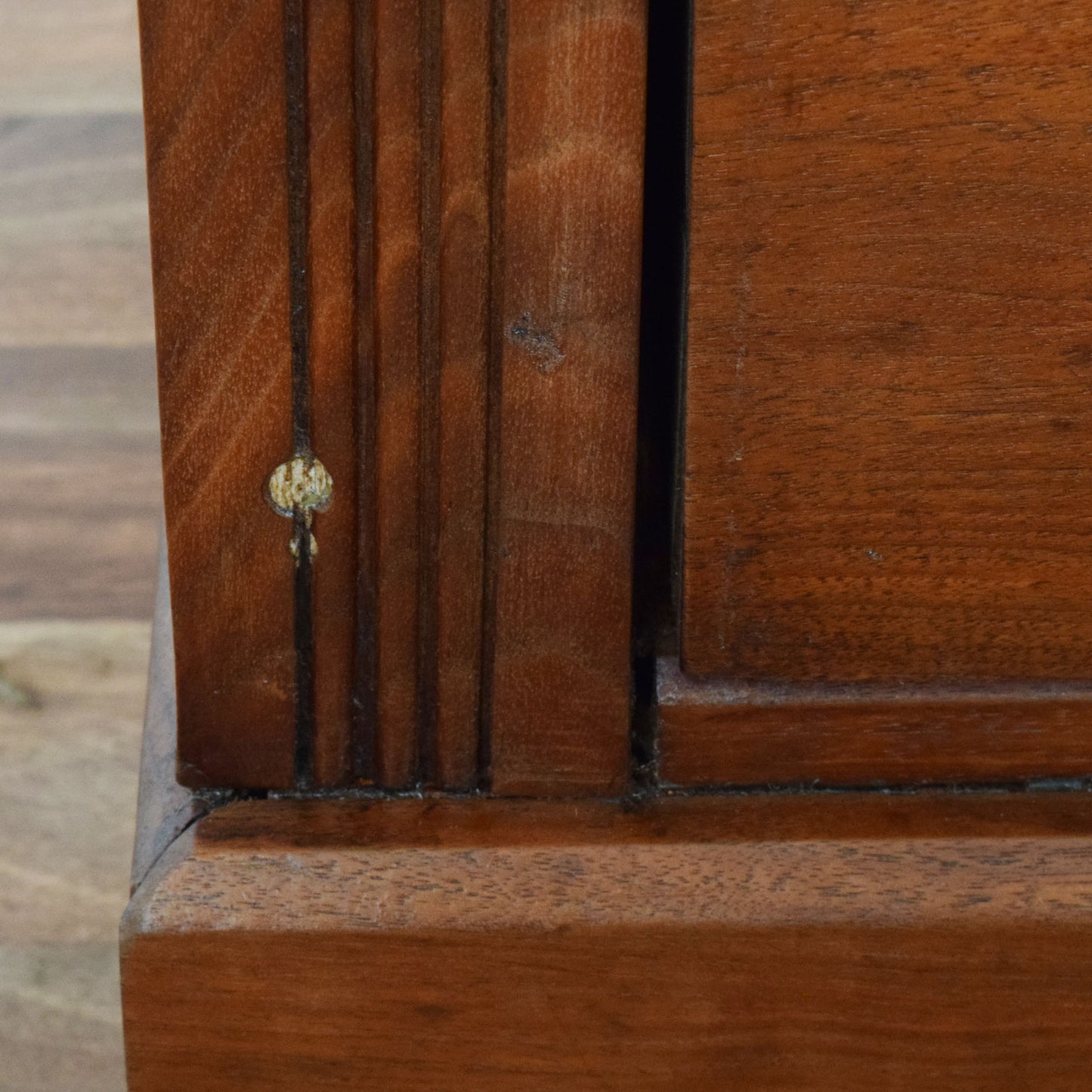 Rustic Oak Chest of Drawers