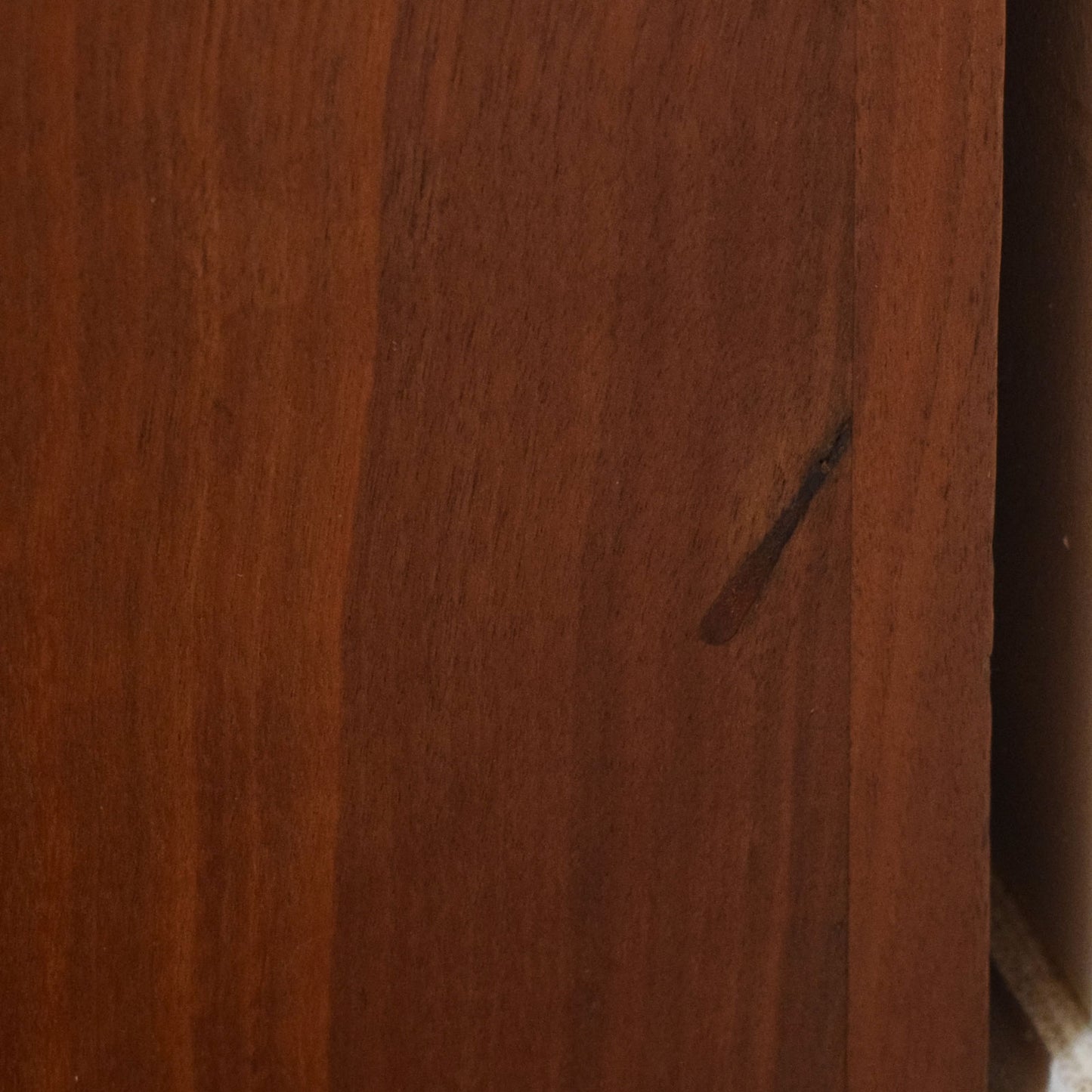 Rustic Oak Chest of Drawers