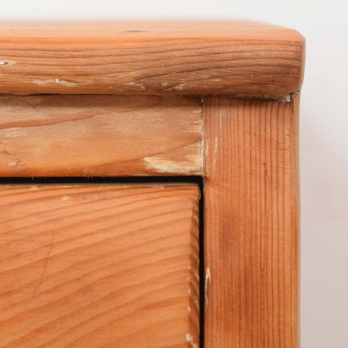 Rustic Pine Chest of Drawers