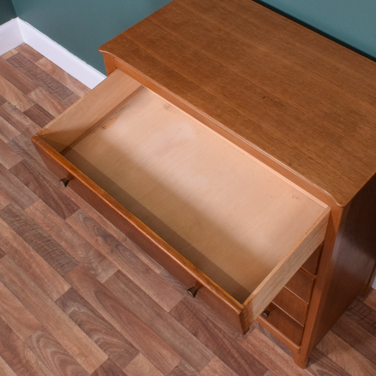 Vintage Oak Chest of Drawers