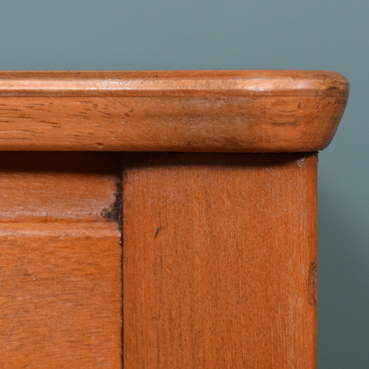 Vintage Oak Chest of Drawers