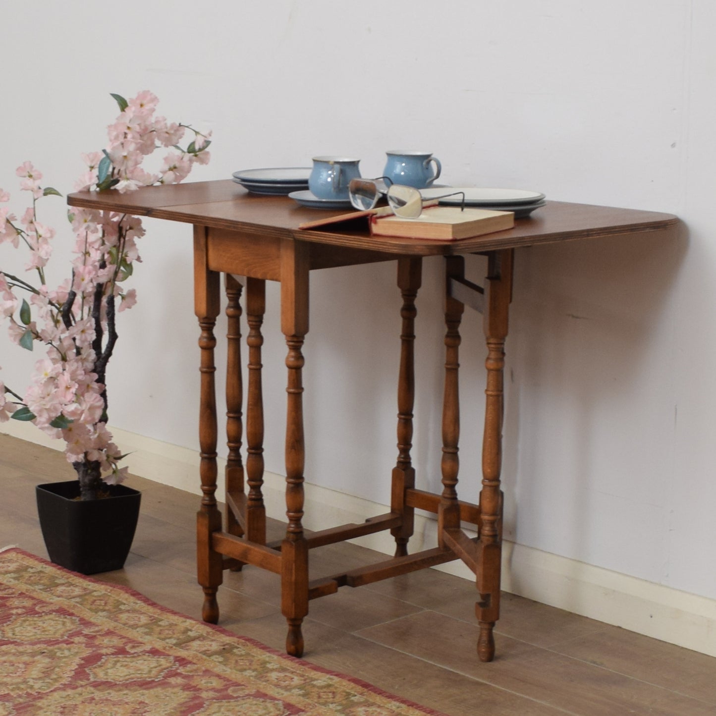 Oak Drop-Leaf Table