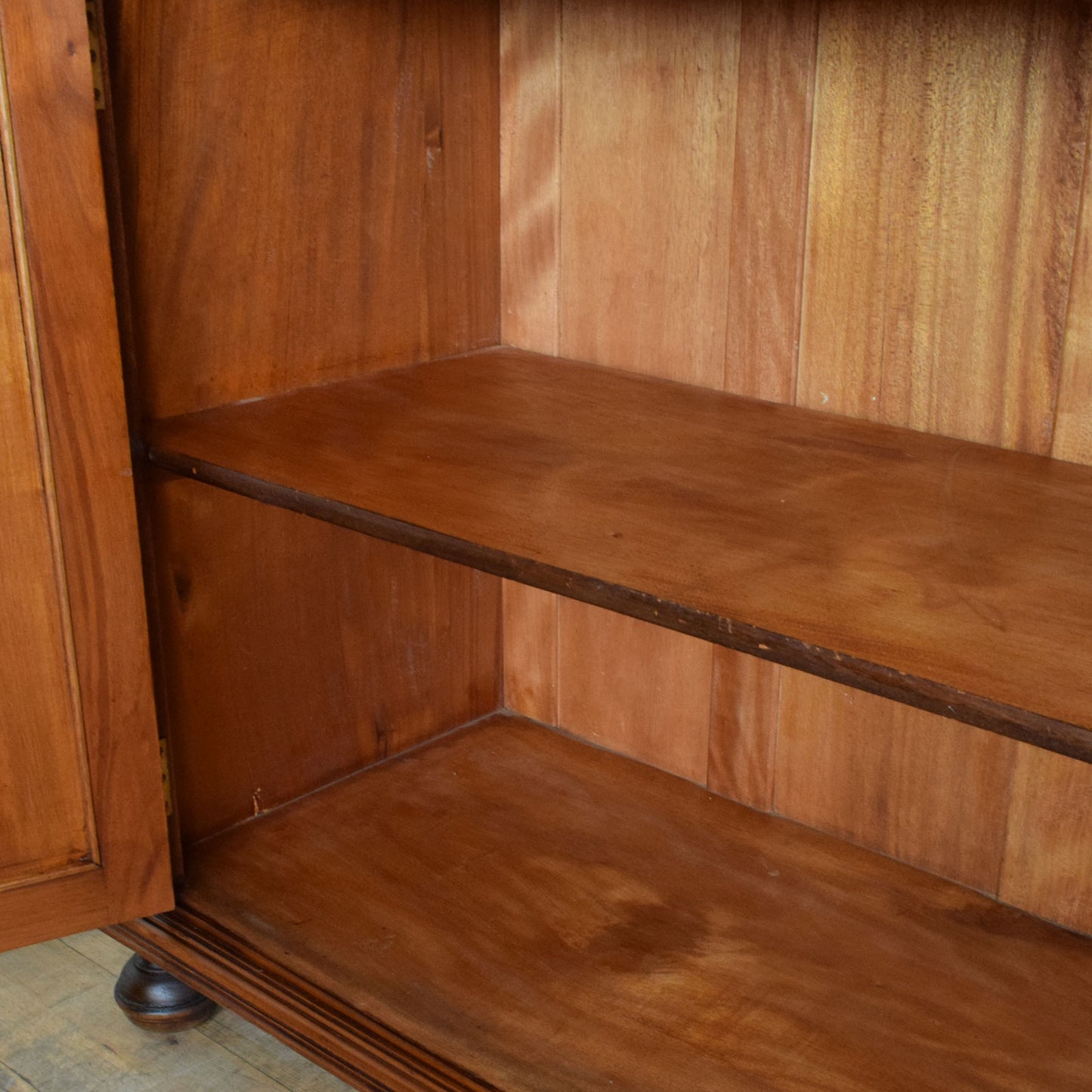 Stained Glass Mahogany Dresser