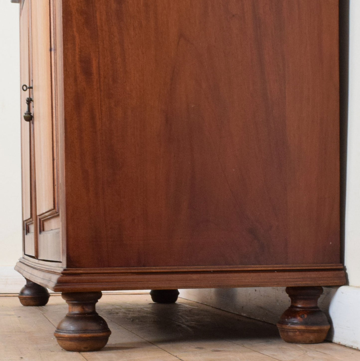 Stained Glass Mahogany Dresser