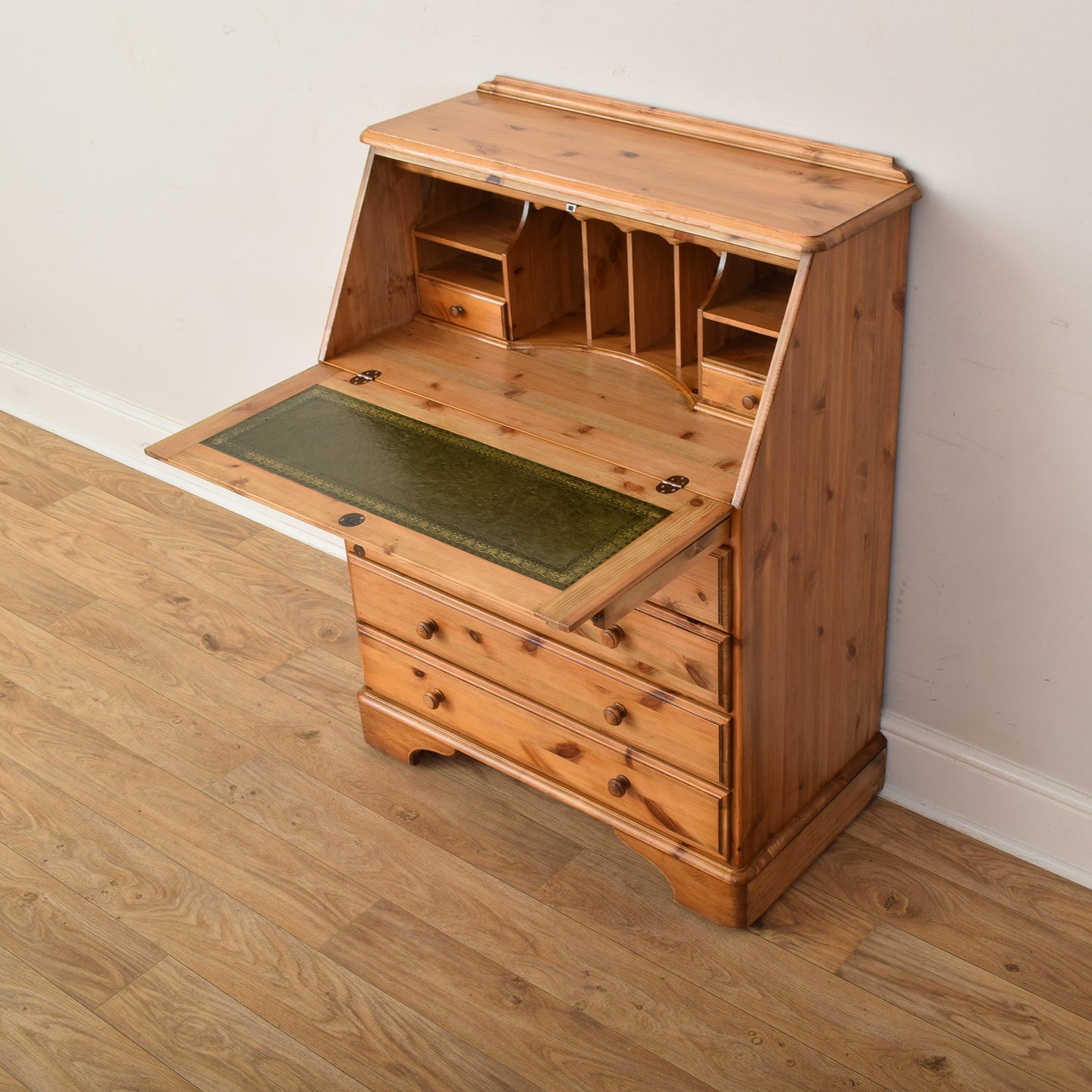 Pine Bureau