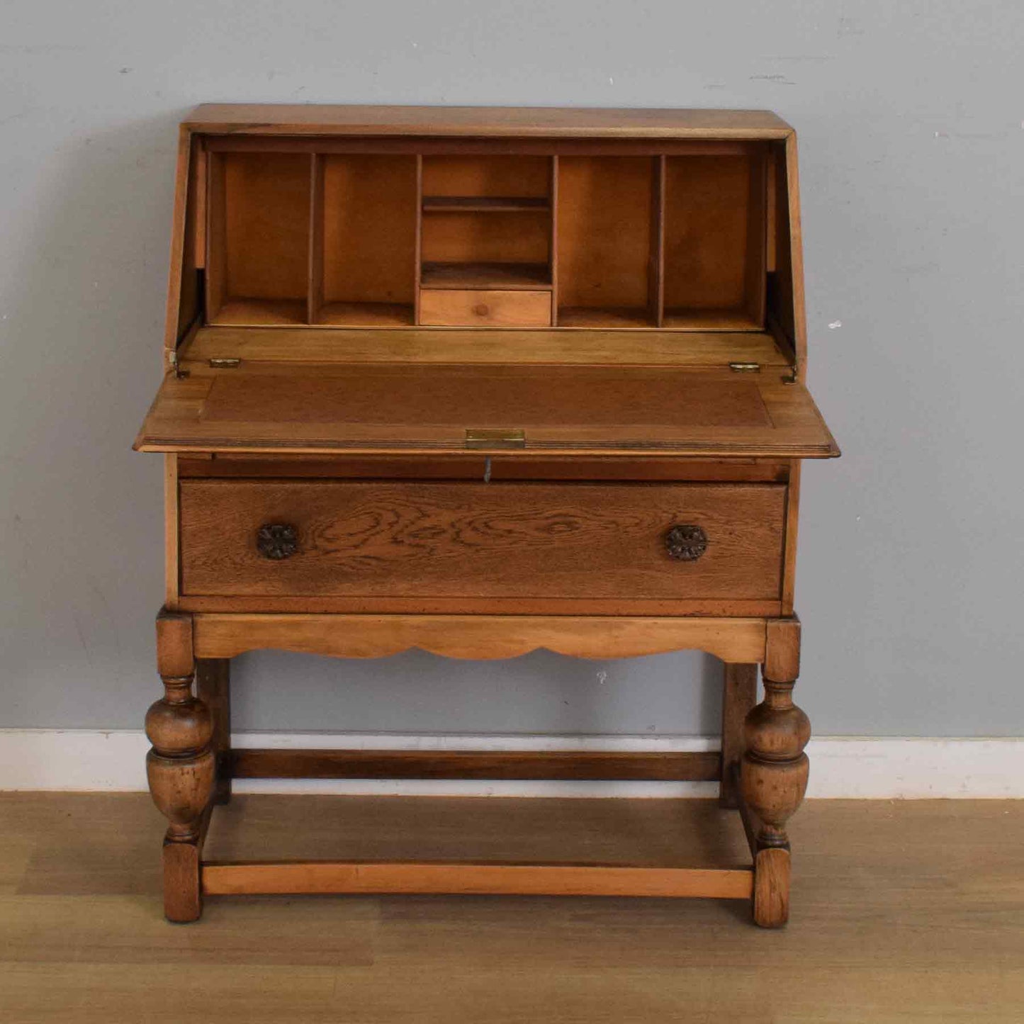 Oak Veneer Bureau