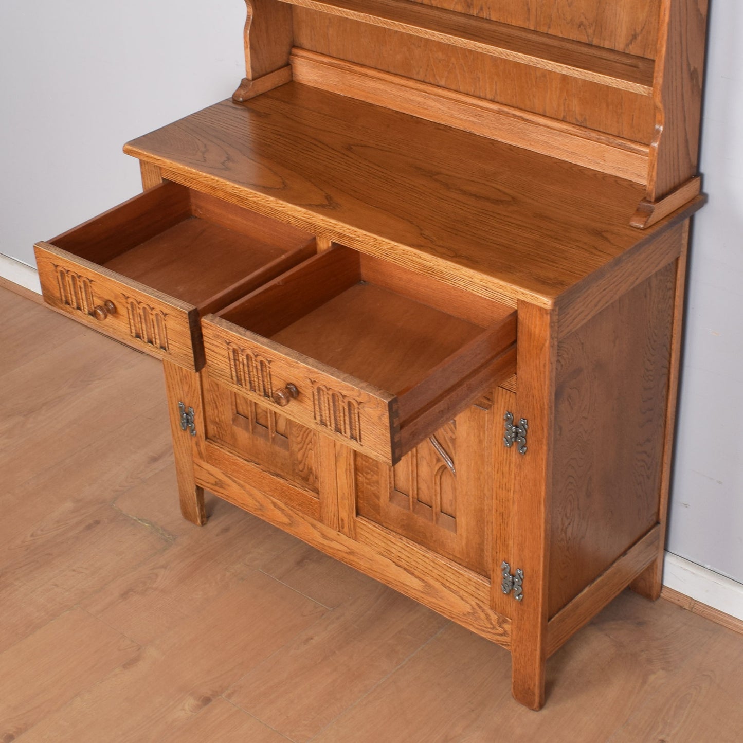 Oak Webber Dresser