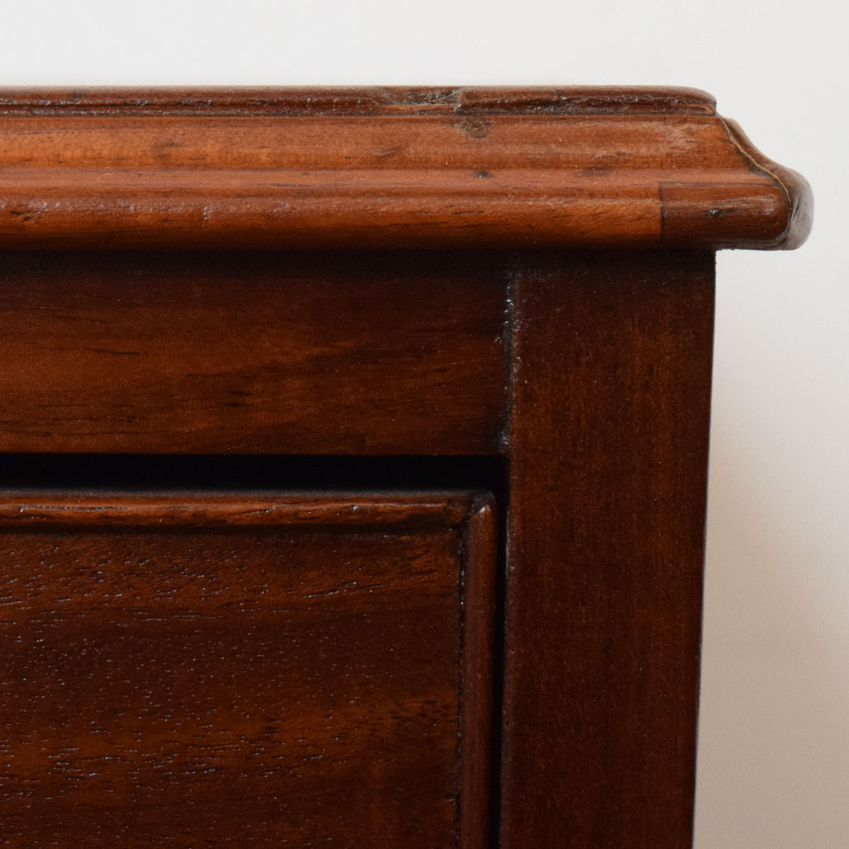 Rustic Mahogany Chest of Drawers