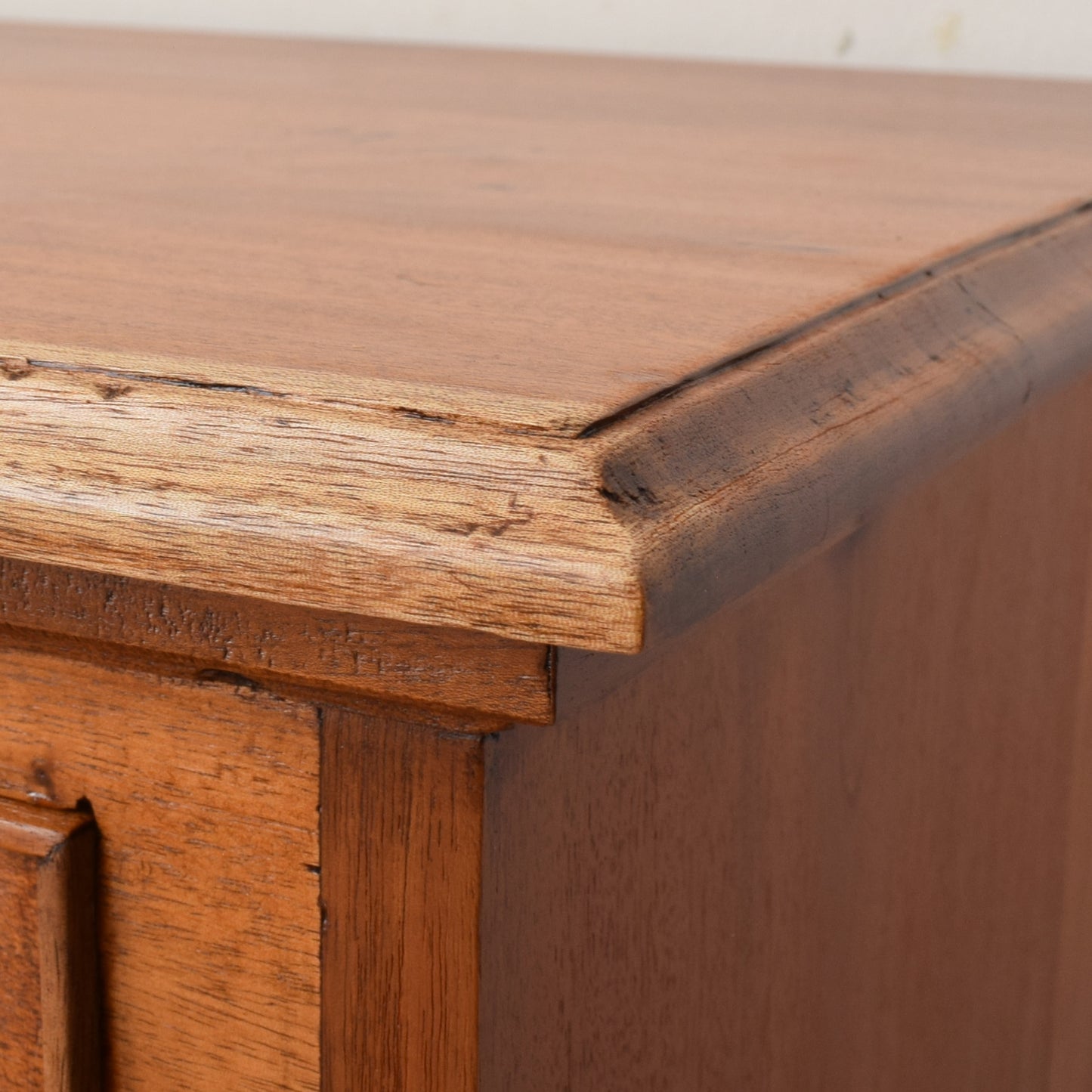 Mahogany Chest Of Drawers