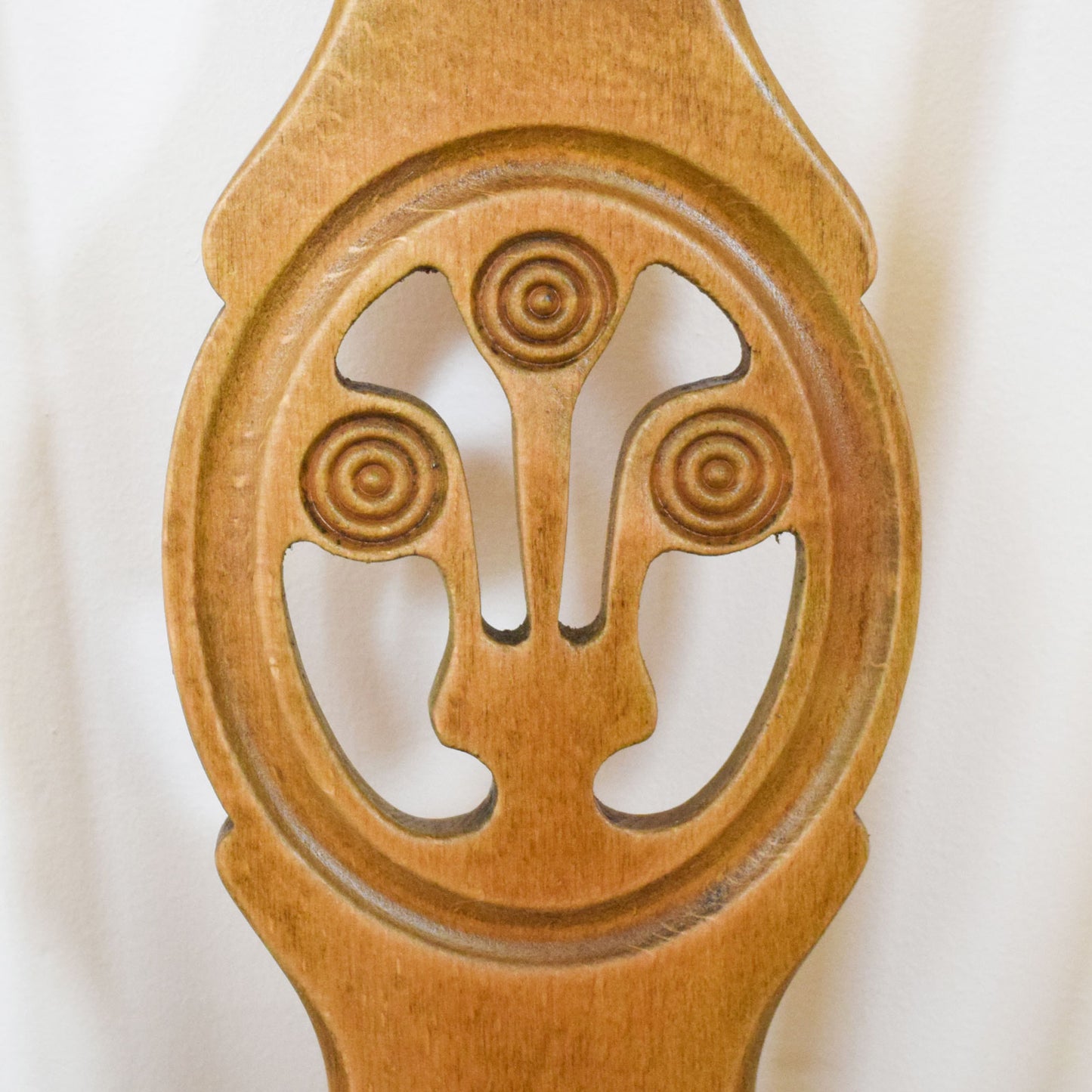 Ercol table and 6 chairs