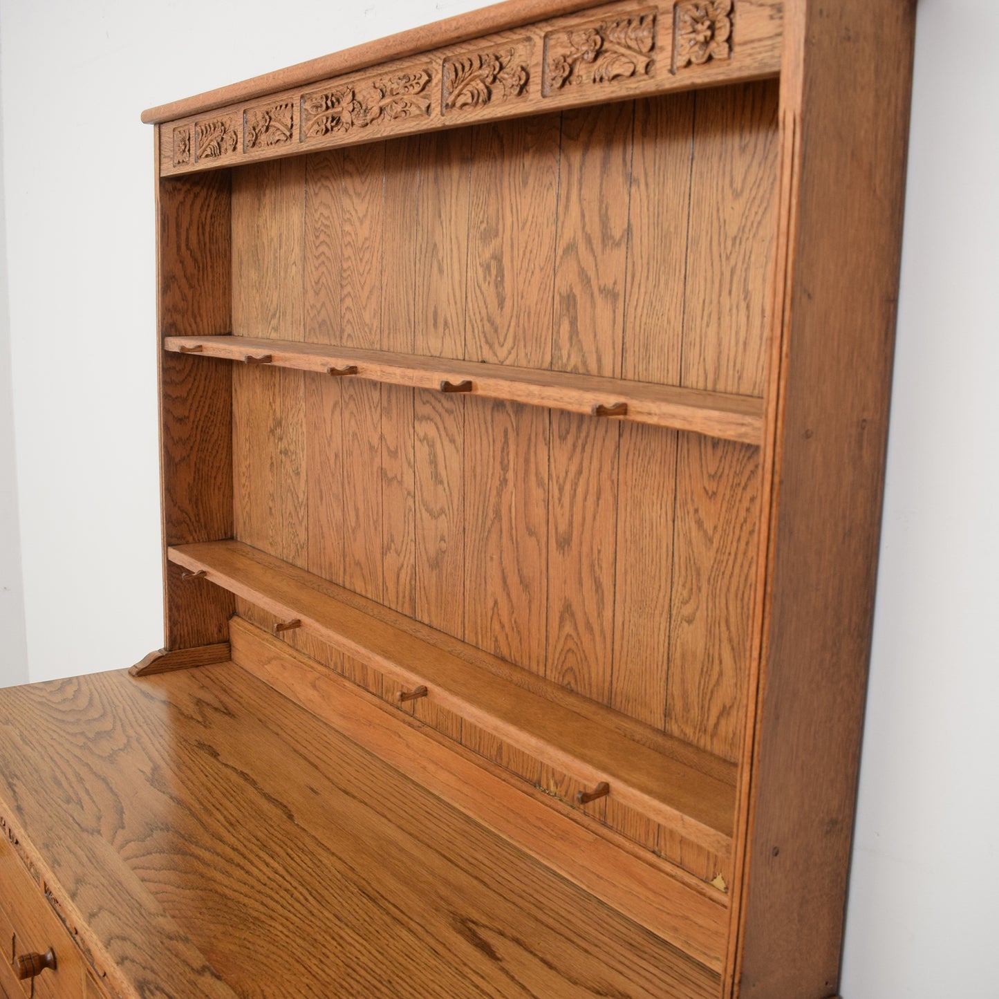 Oak 'Webber' Dresser