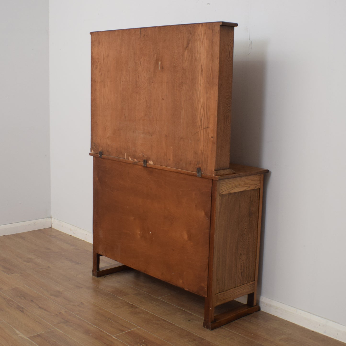 Oak 'Webber' Dresser