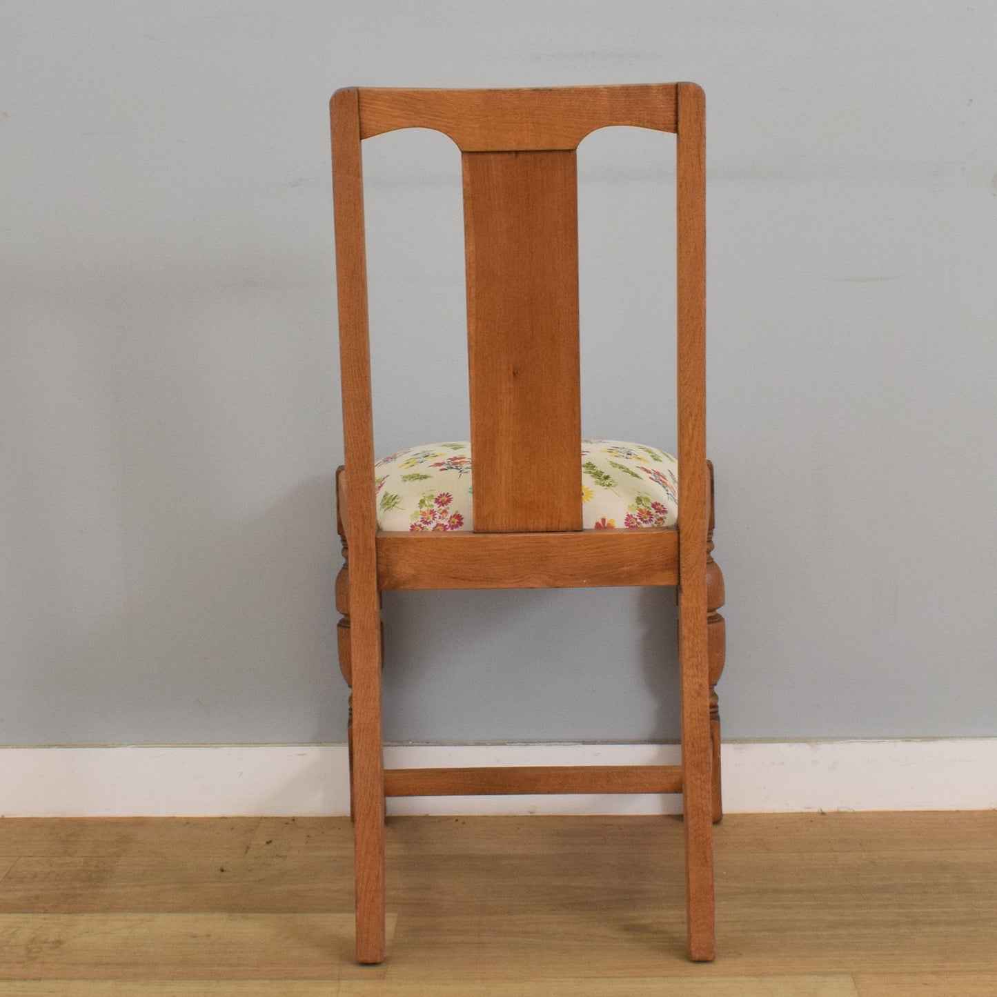 Oak Draw-Leaf Table and Four Chairs