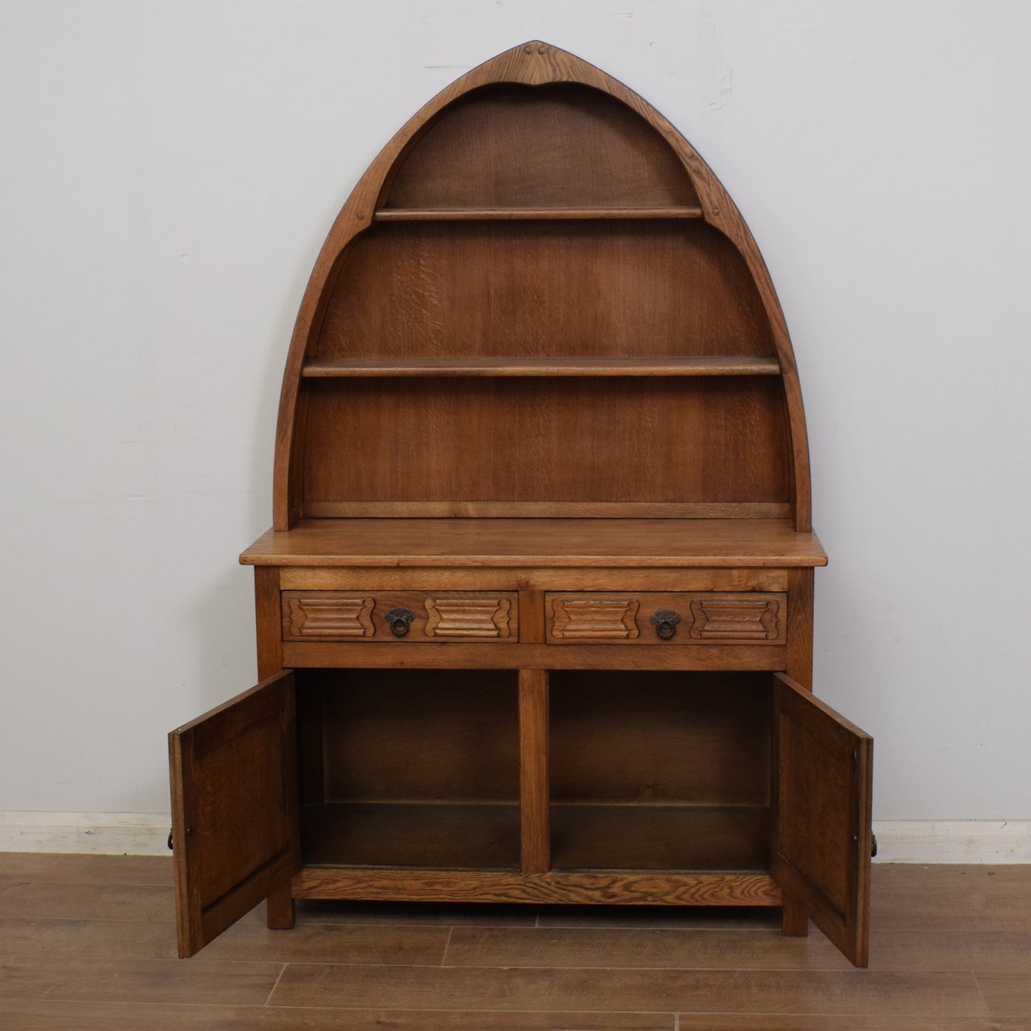 Old Charm Dresser
