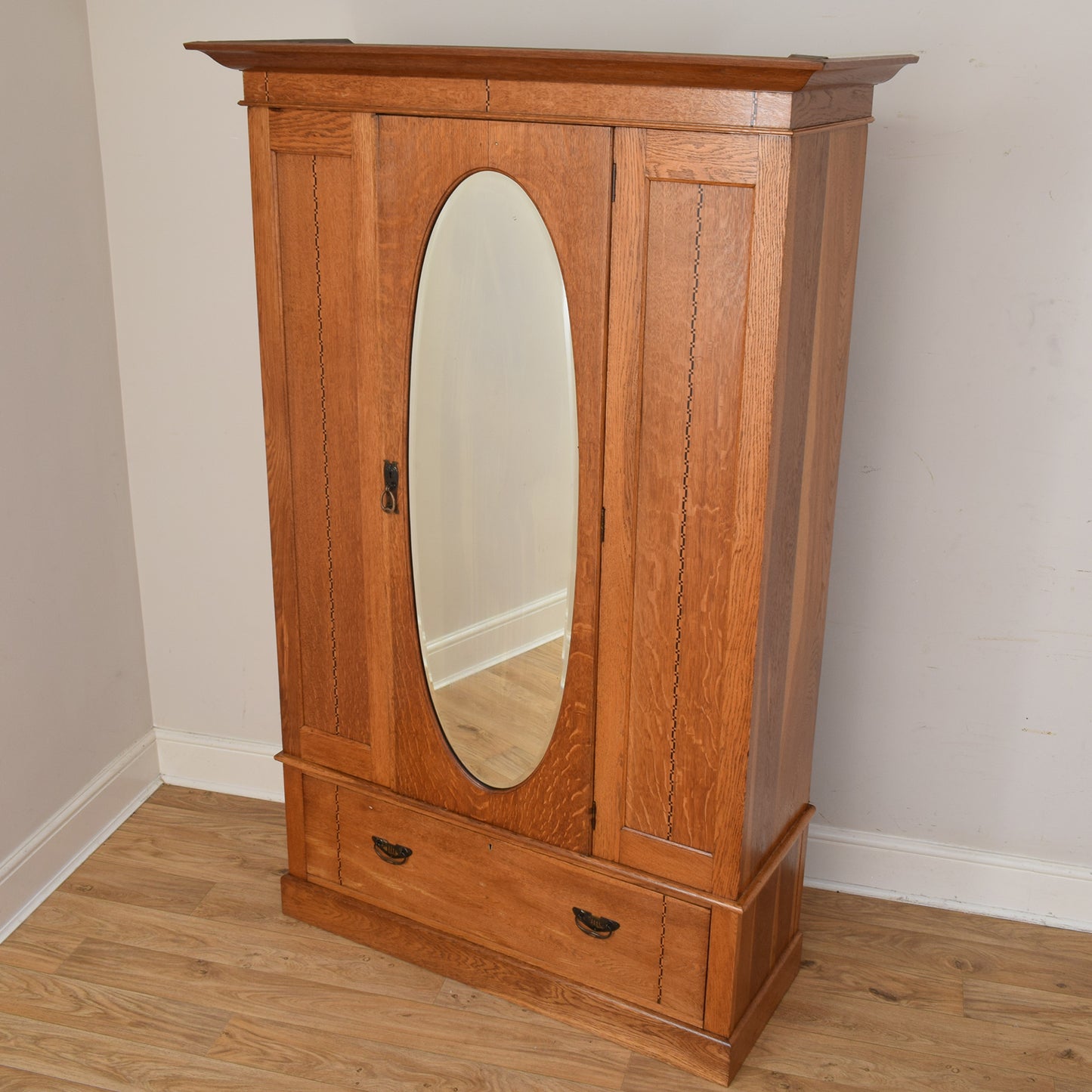 Oak Mirrored Hallrobe