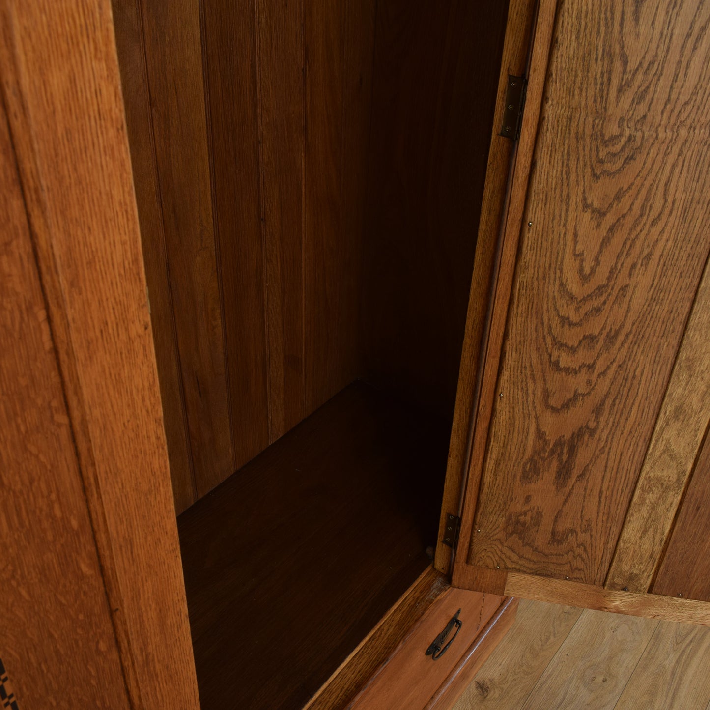 Oak Mirrored Hallrobe