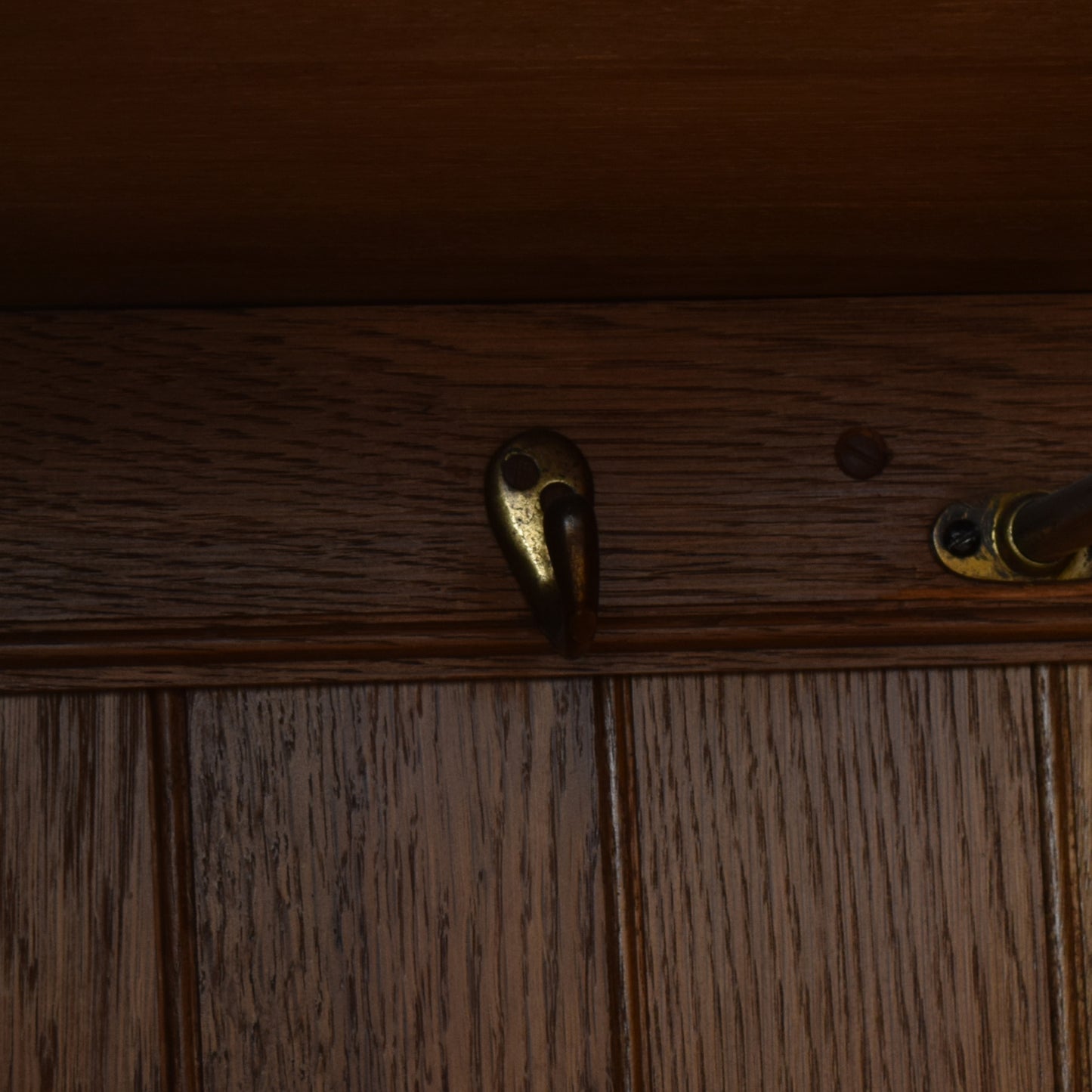 Oak Mirrored Hallrobe