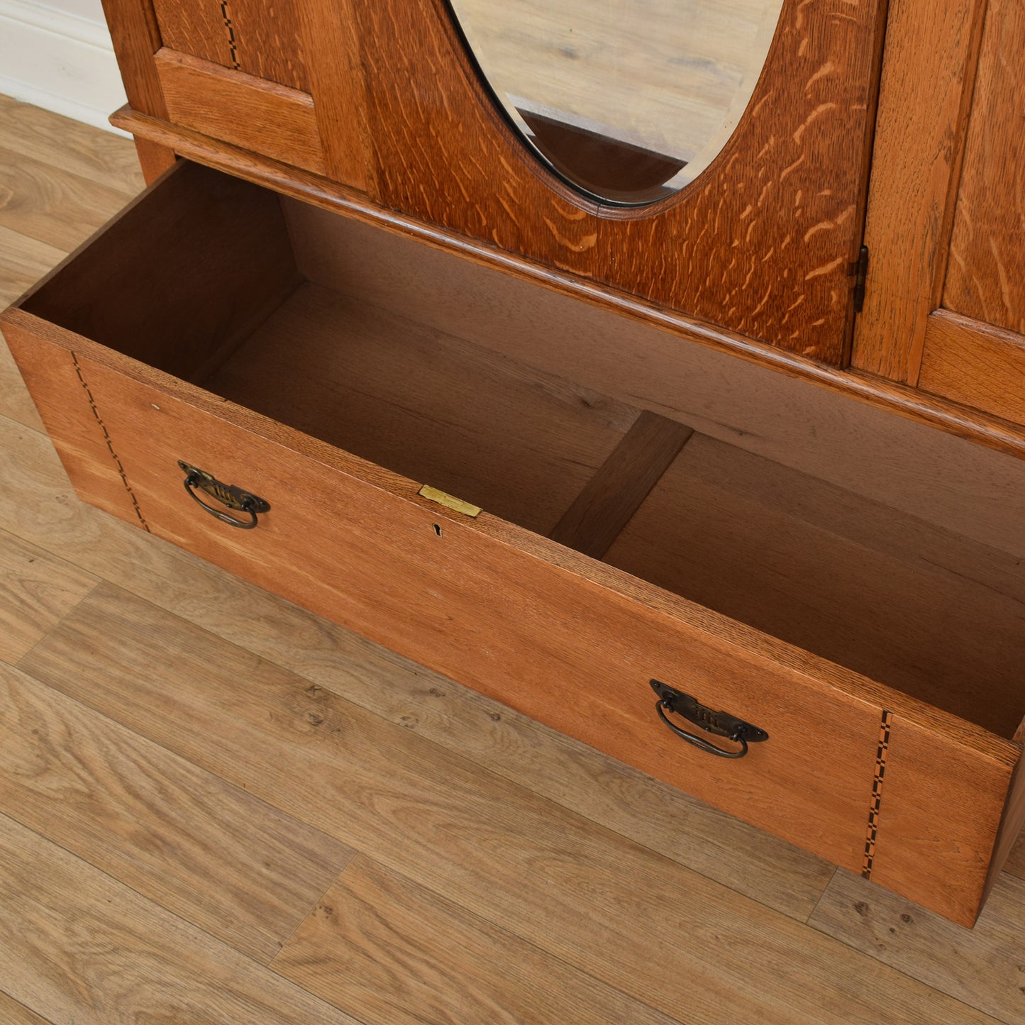 Oak Mirrored Hallrobe
