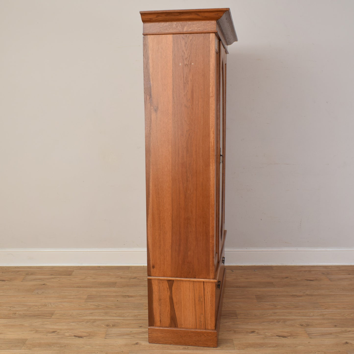 Oak Mirrored Hallrobe