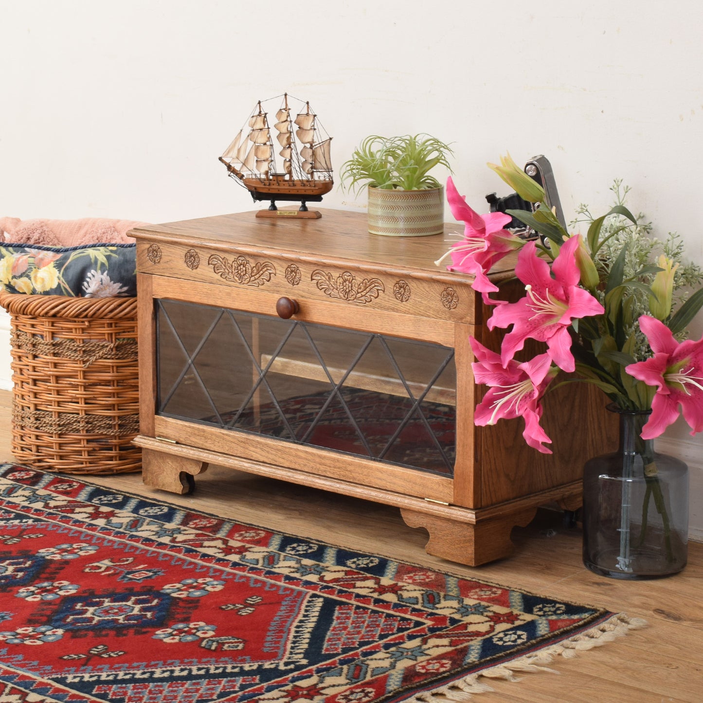 Oak TV Cabinet