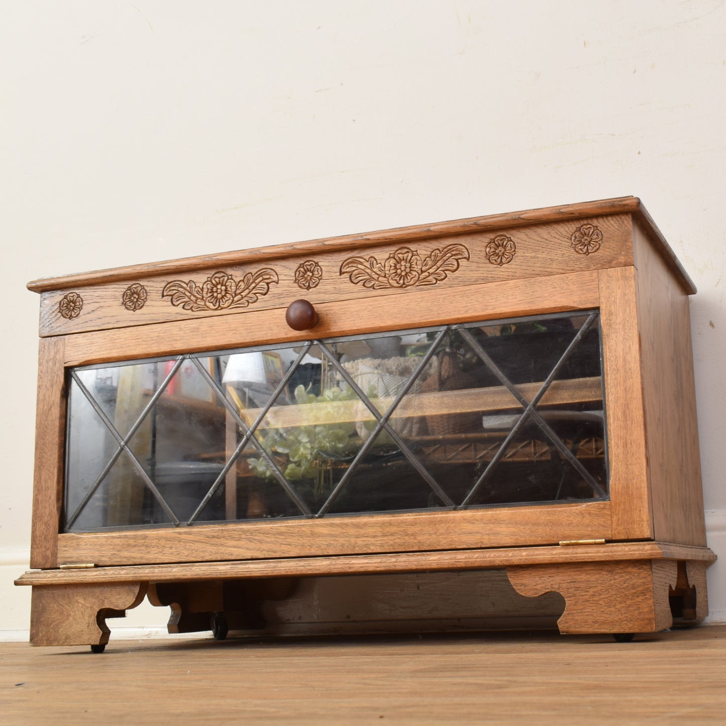 Oak TV Cabinet