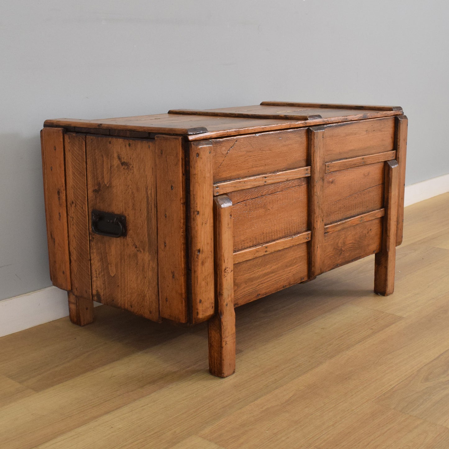 Rustic Pine Blanket Box