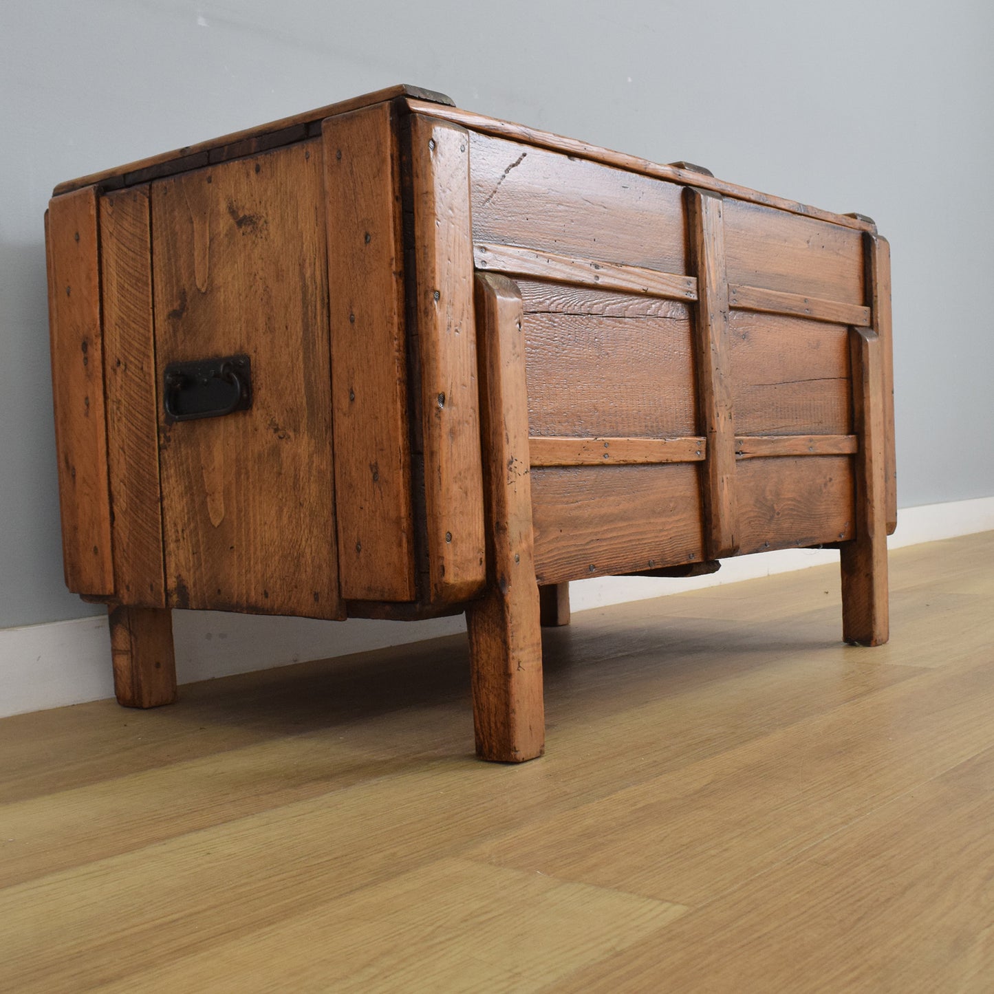 Rustic Pine Blanket Box