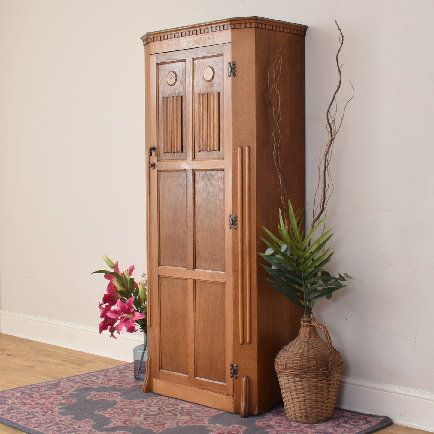 Oak Hallrobe