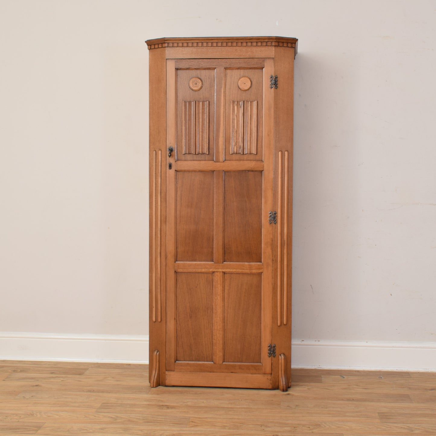 Oak Hallrobe
