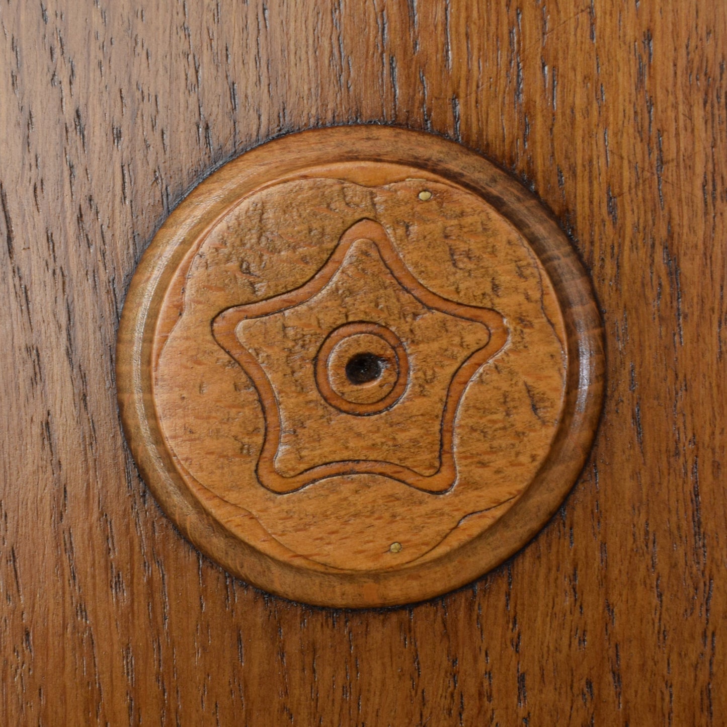 Oak Hallrobe